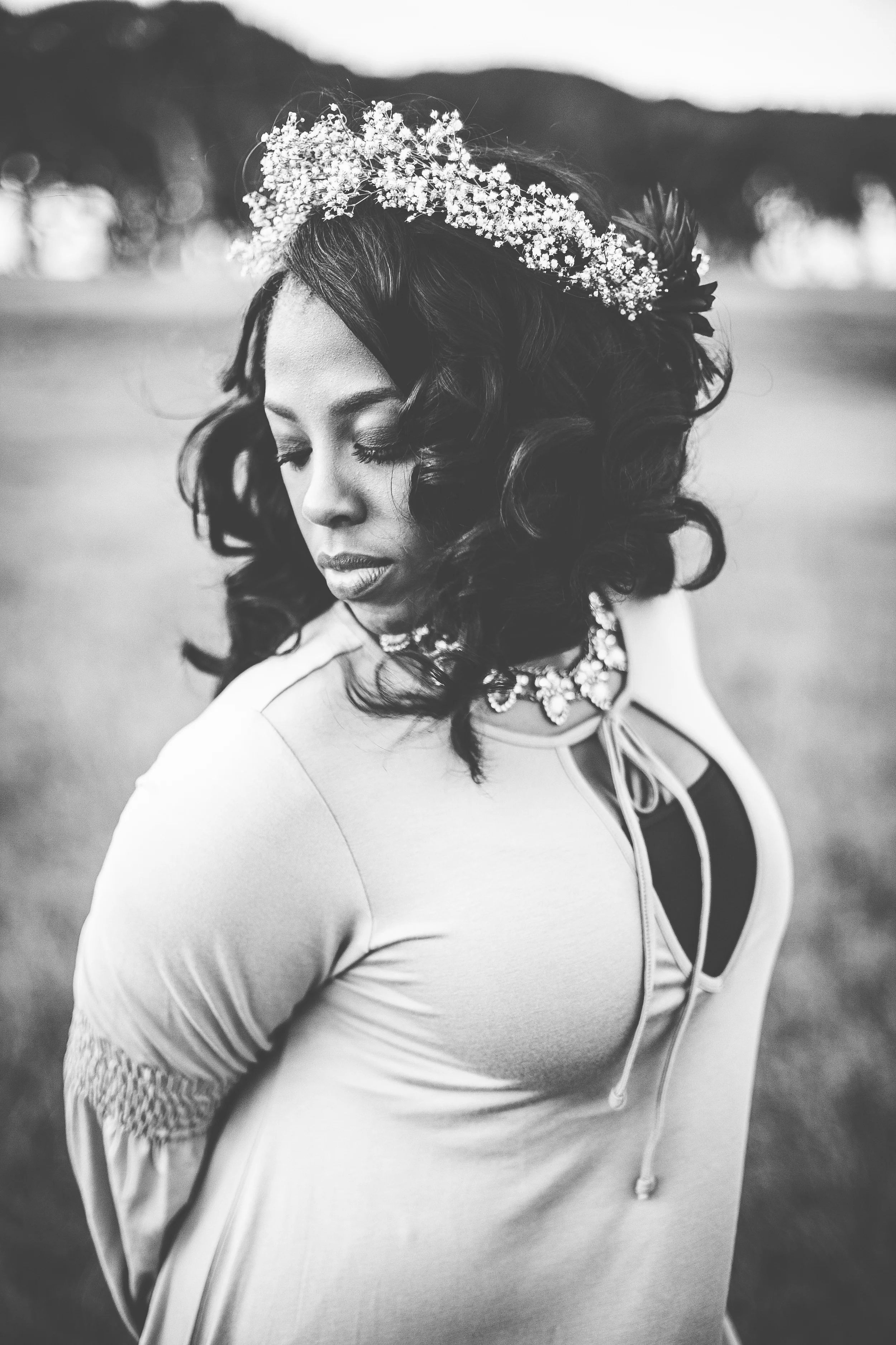 Telara&Eric_089_B&W.jpg