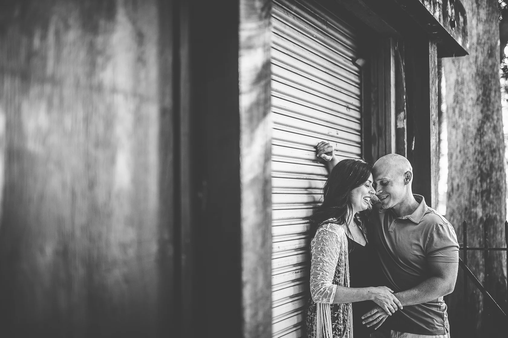 Lindsey&JustinMaternity-5_B&W.jpg