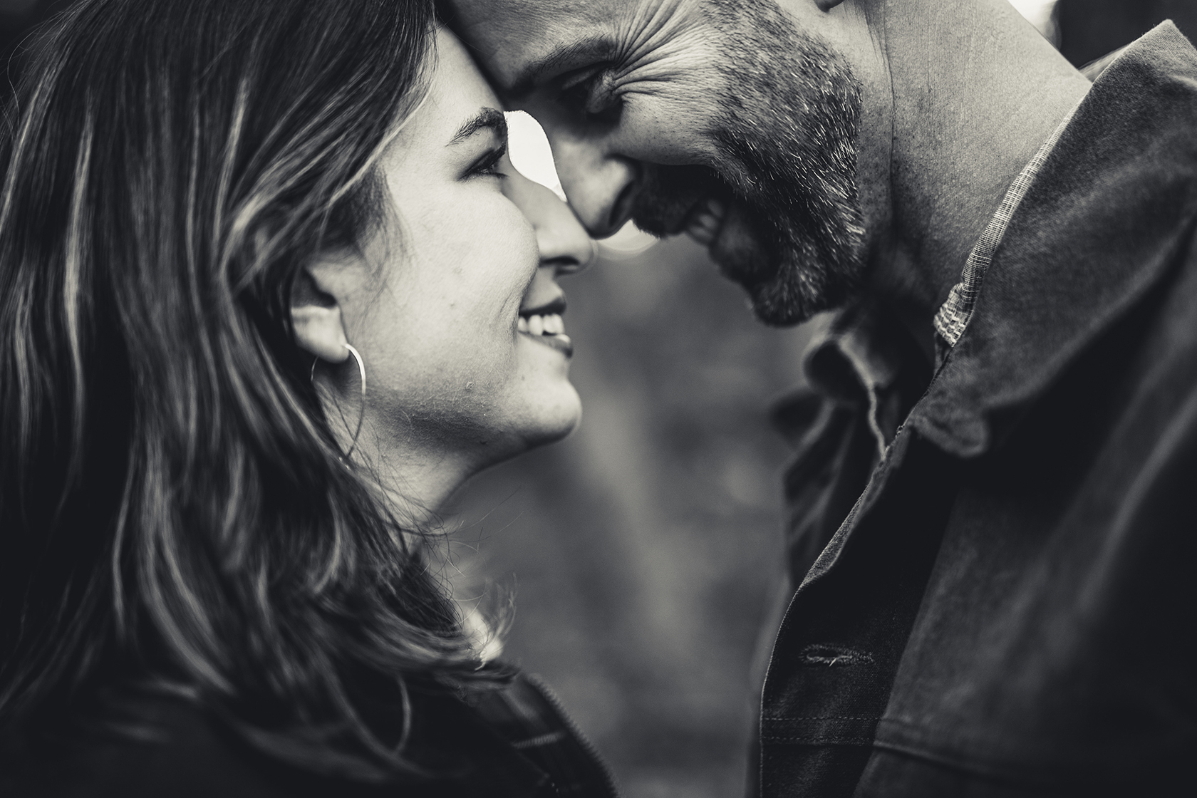 Liz&Jeremy-21-B&W.JPG