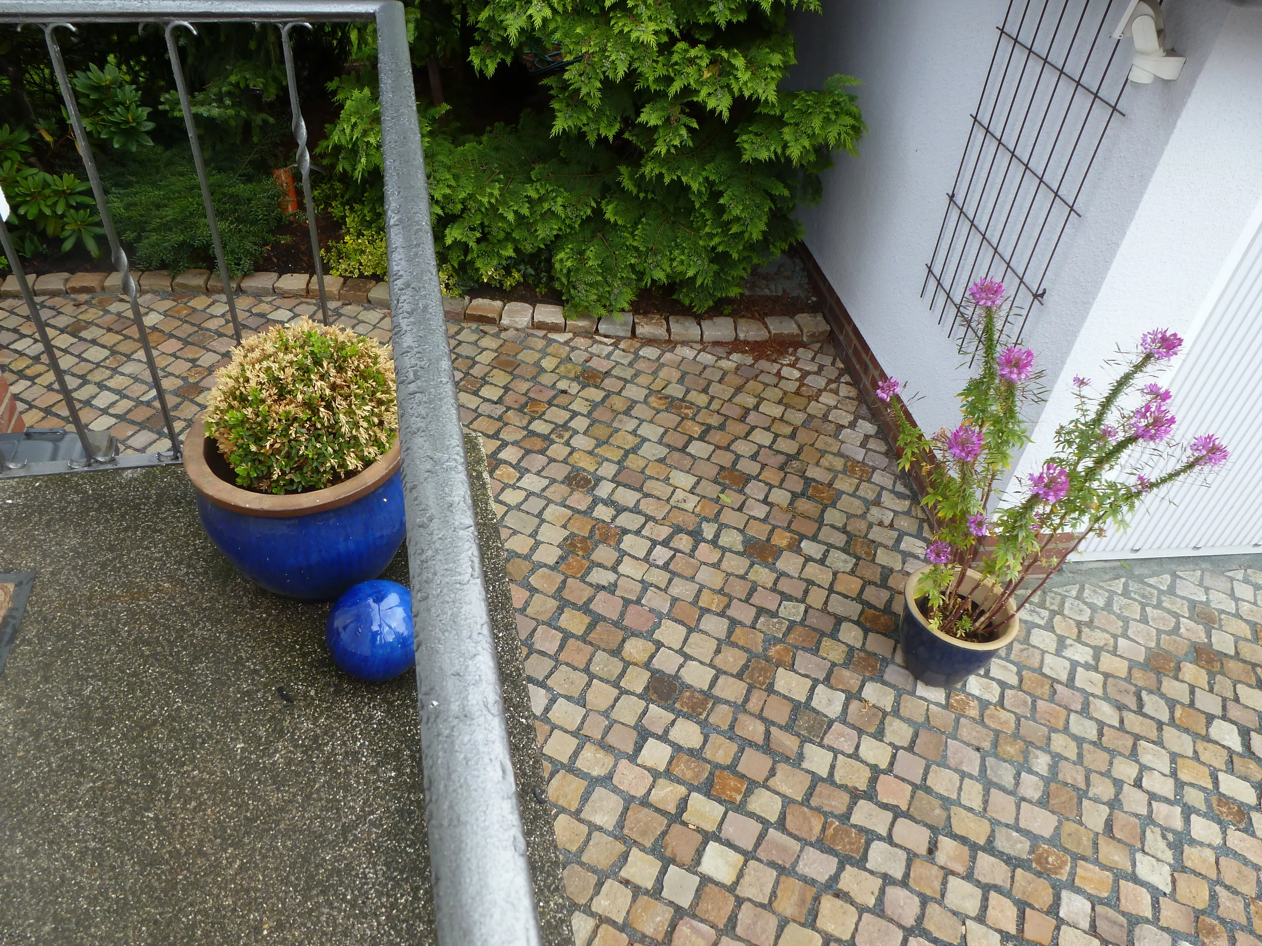 Einfahrt aus Werserhartsandstein (16).JPG