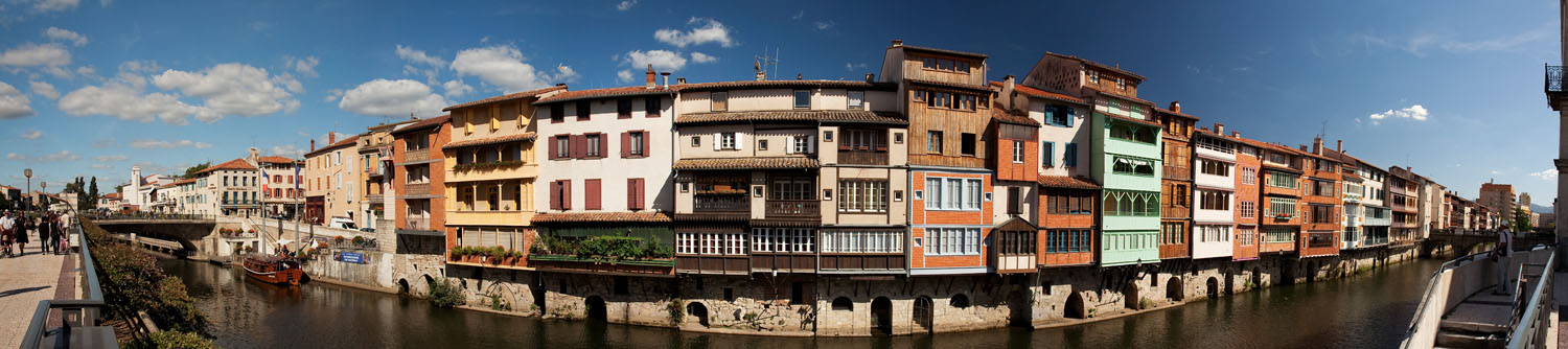 Canal side Housing - France