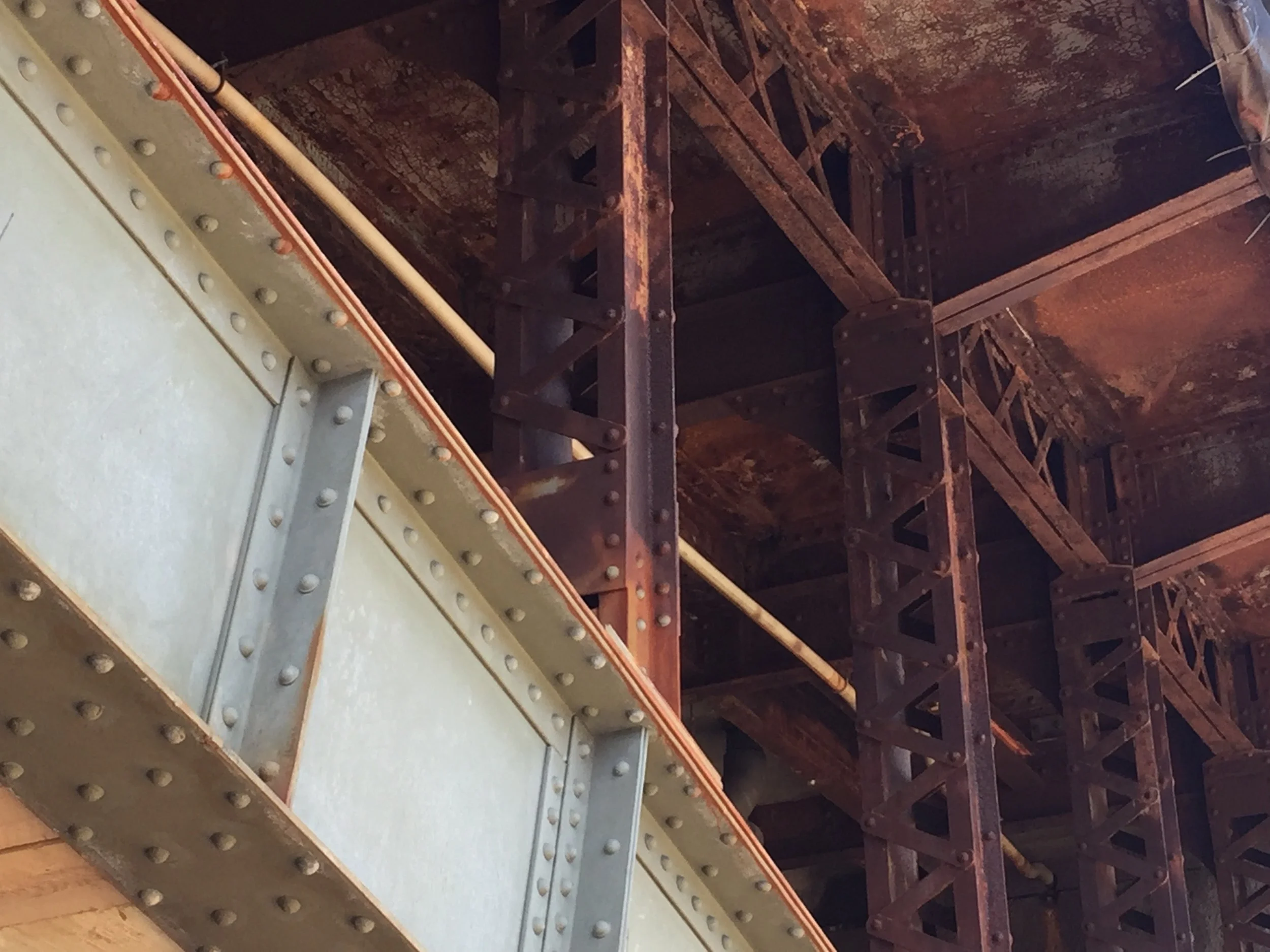 Rusty spandrel columns on the downstream (still-under-renovation) side of Boston's Longfellow Bridge.