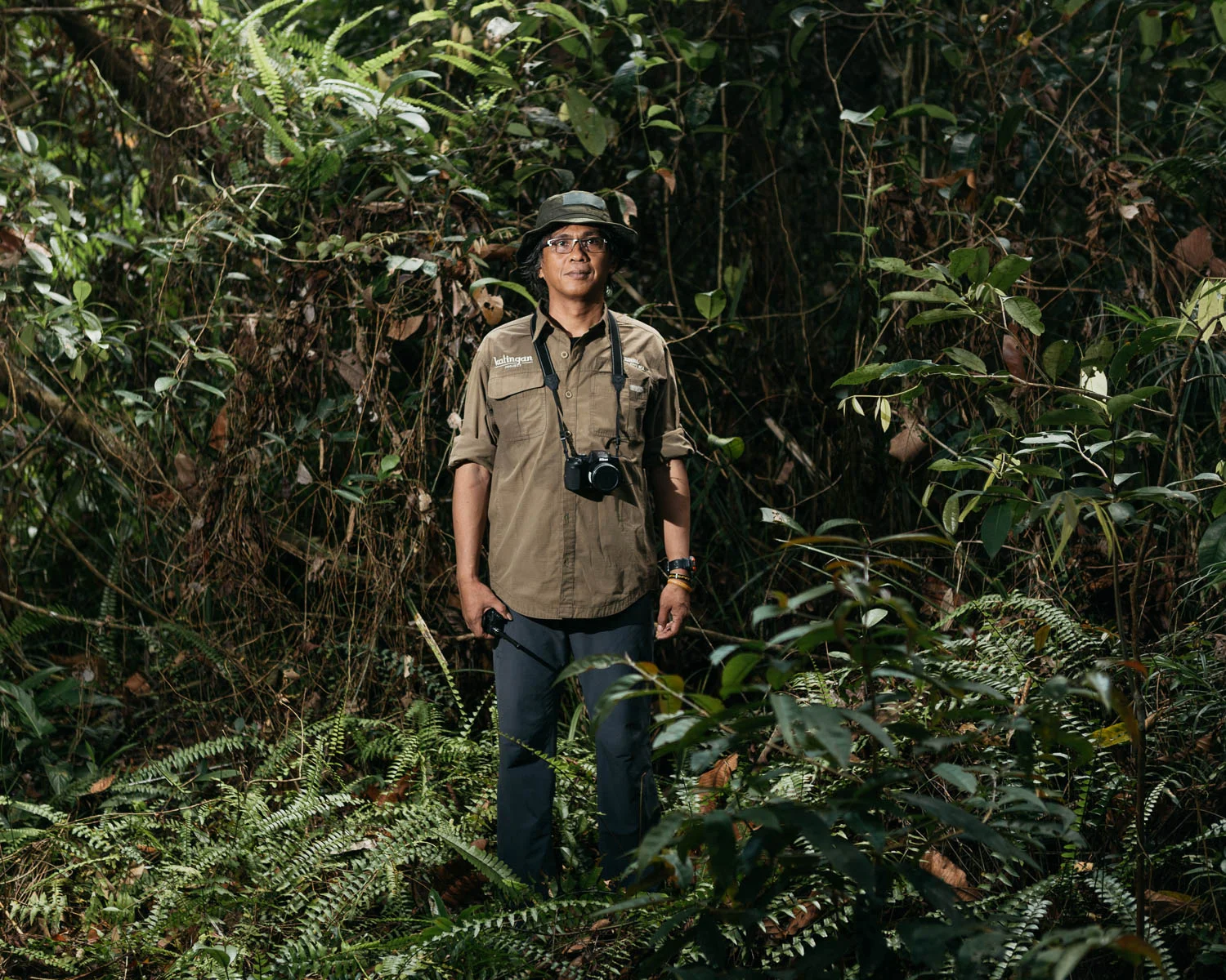 Portrait of Meyner Nusalawo, Protection and Enforcement Manager of PT Rimba Makmur Utama.