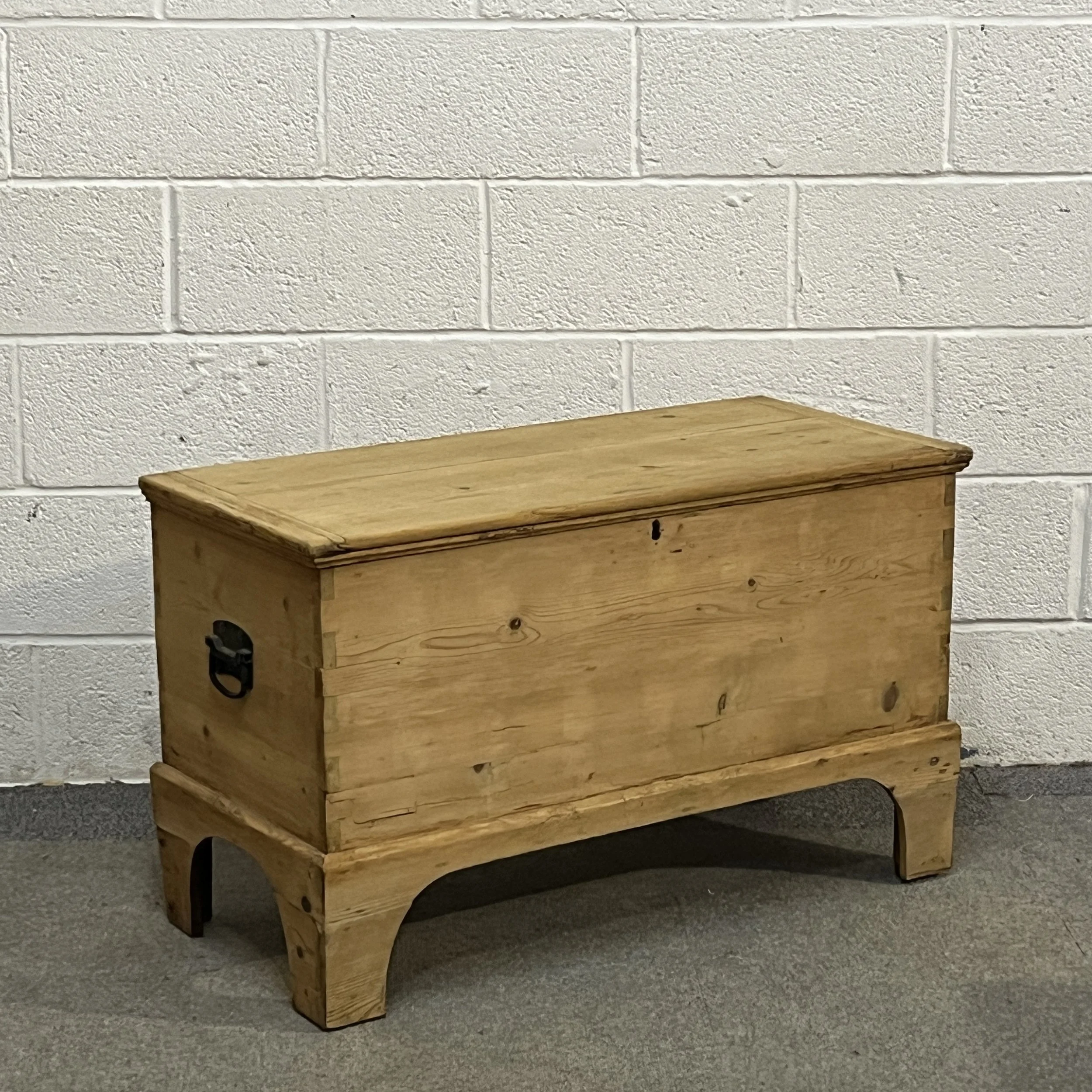 Unusual Victorian Pine Flat Top Blanket Chest On Bracket Feet