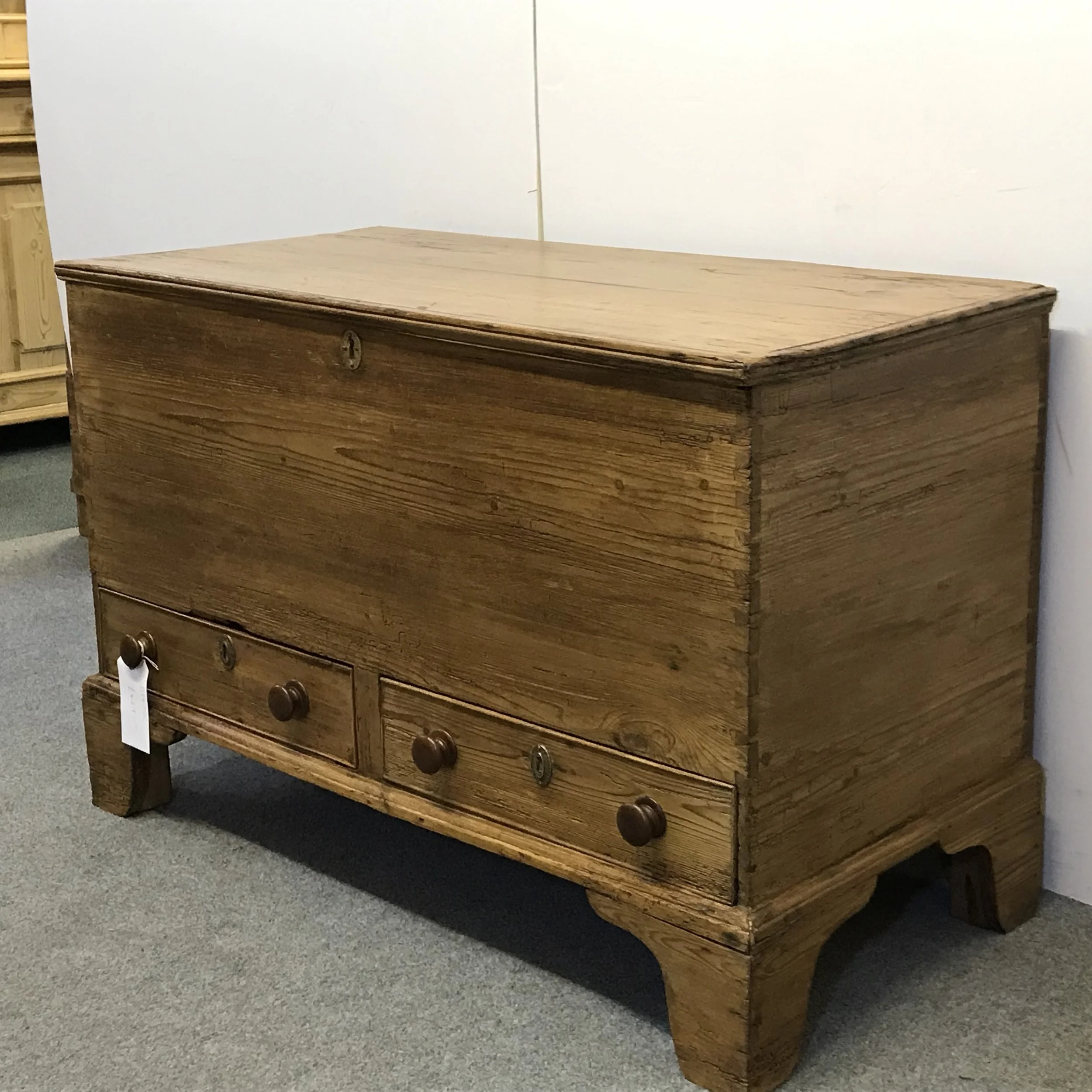 Large Georgian Pine Mule Chest