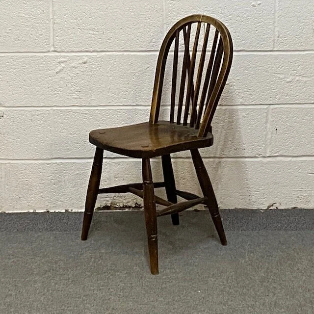 Old Wooden Hoop Back Chair (K33050)