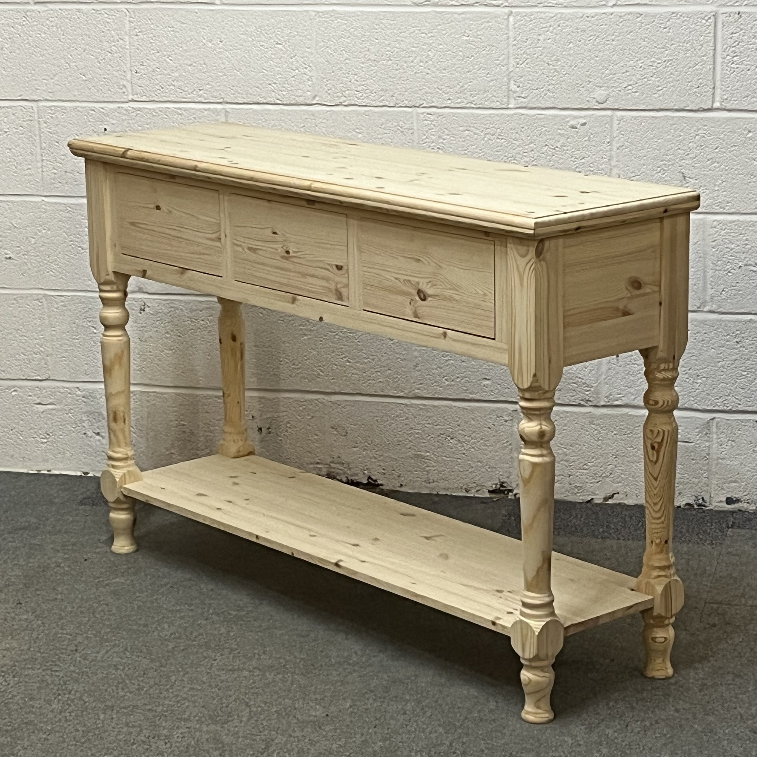 Pine console table with pot board