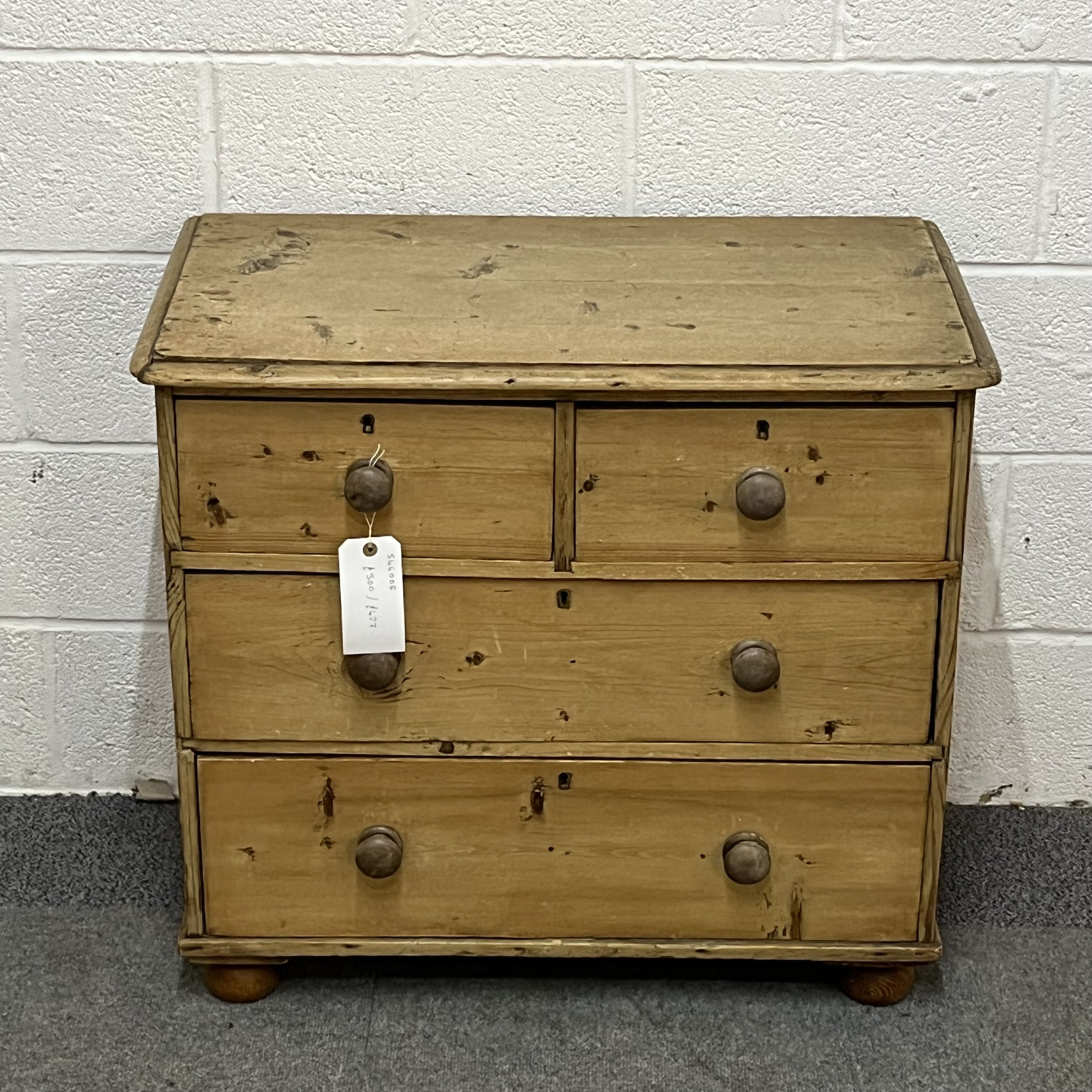 Victorian pine chest of drawers