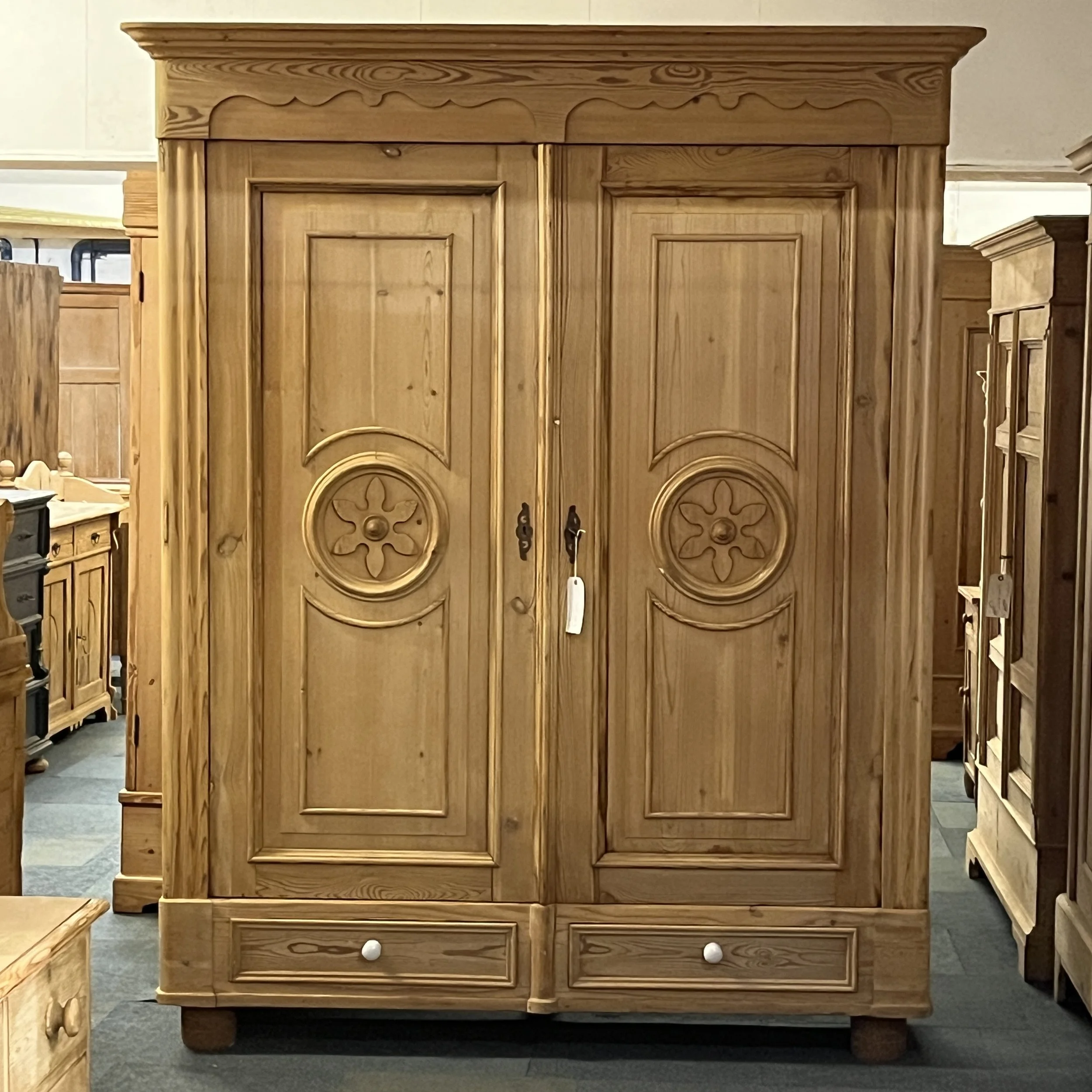 Very Large Antique Pine Wardrobe With Bottom Drawers (Dismantles)