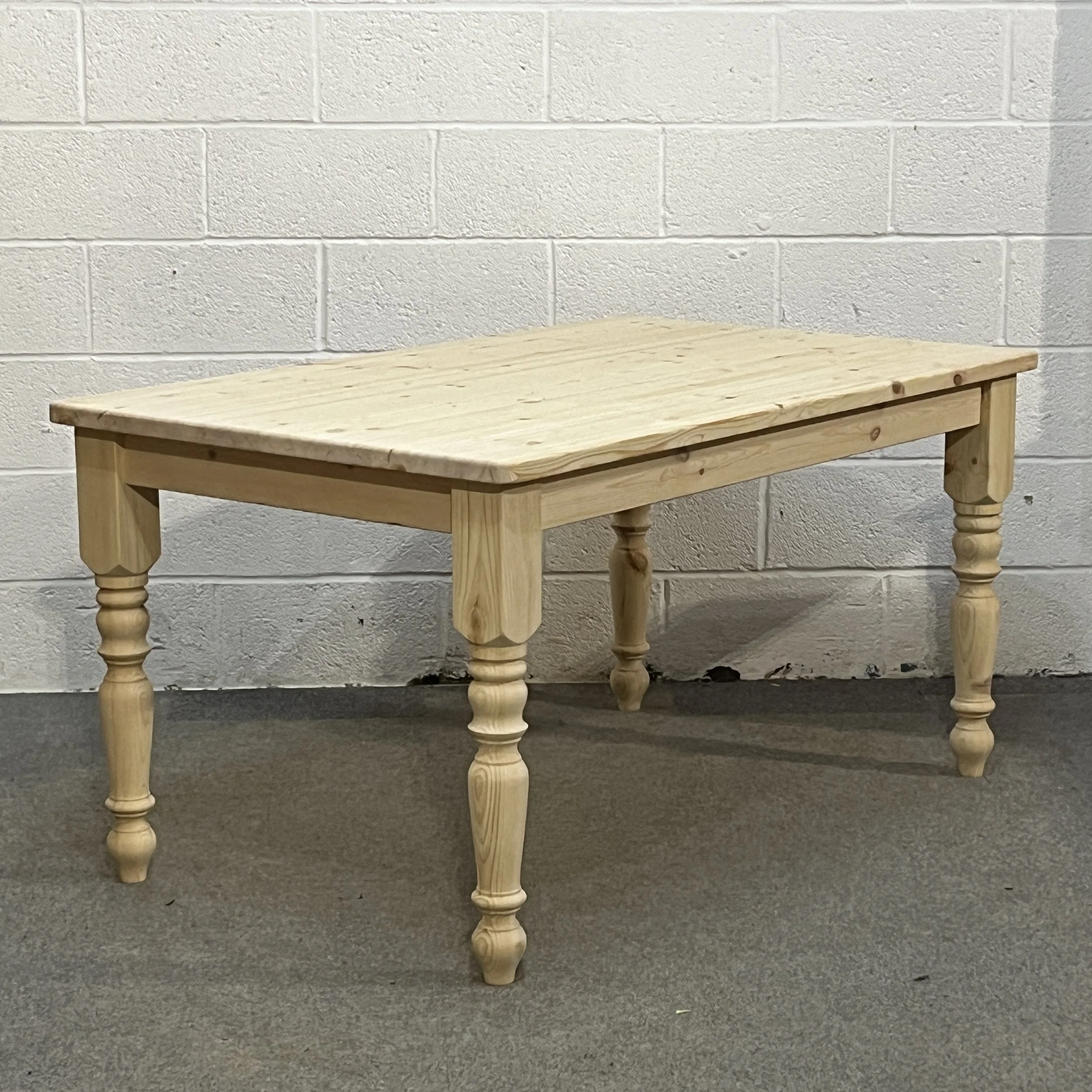 Newe pine table with turned legs