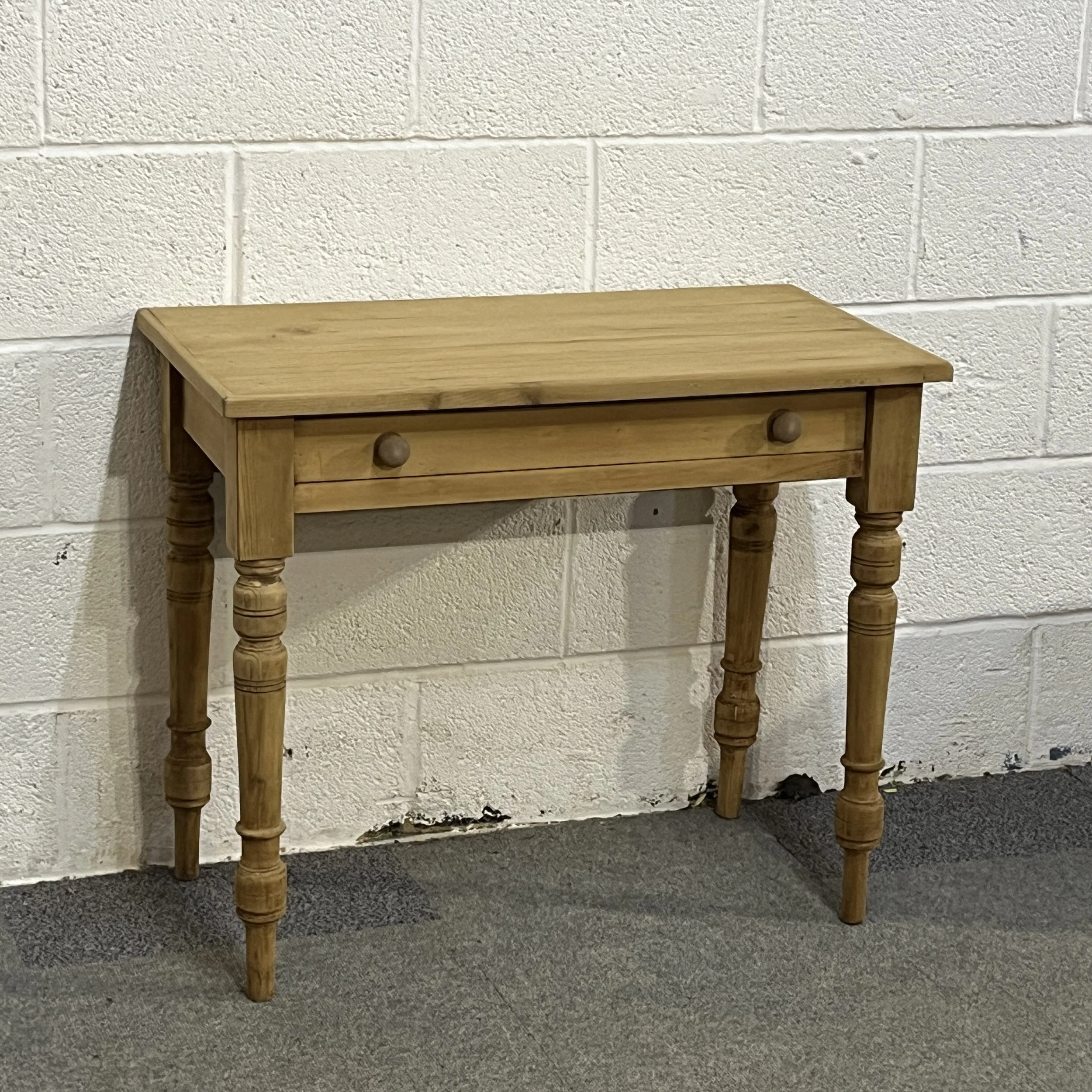 Small Old Pine Turned Leg Side Table