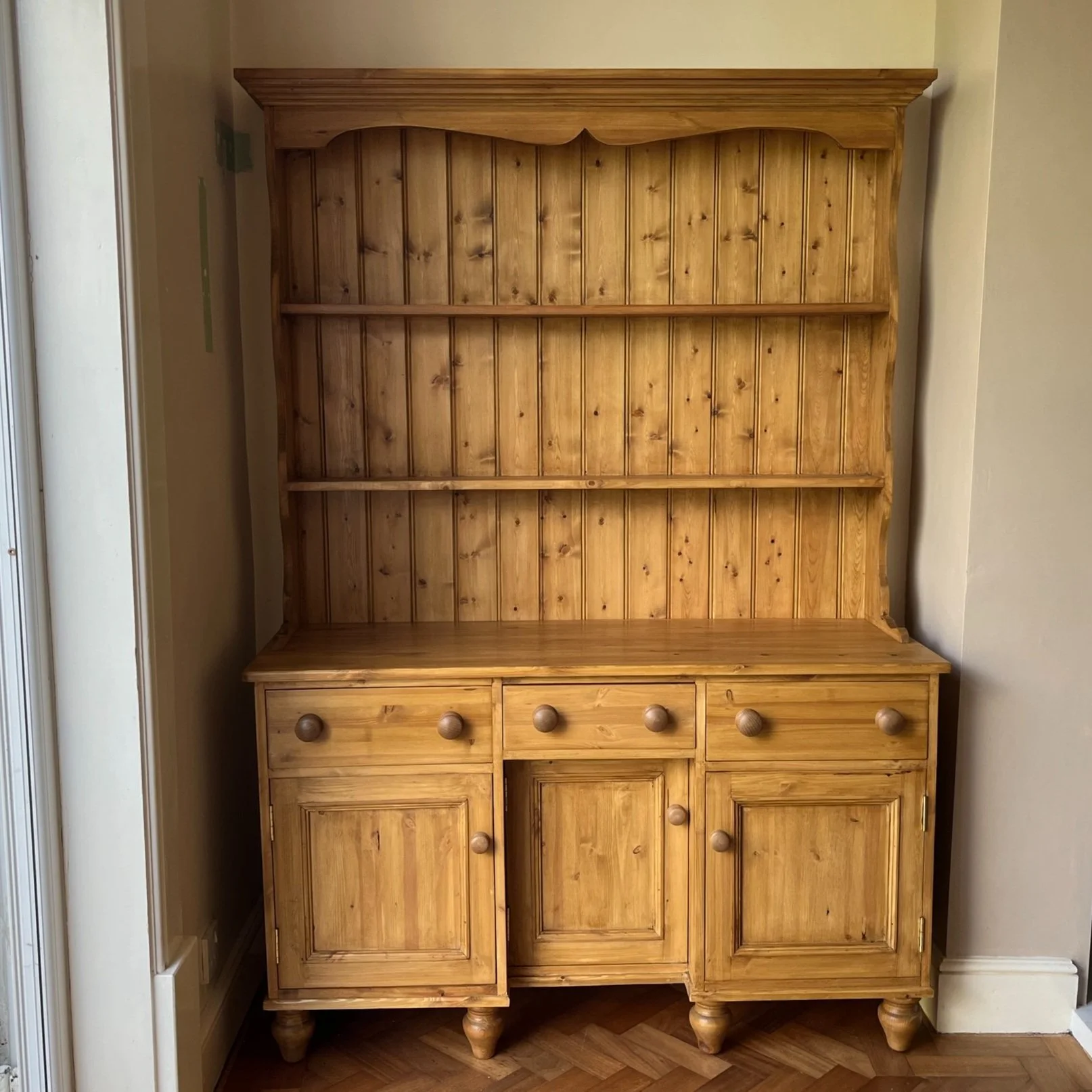 Made to measure pine dresser