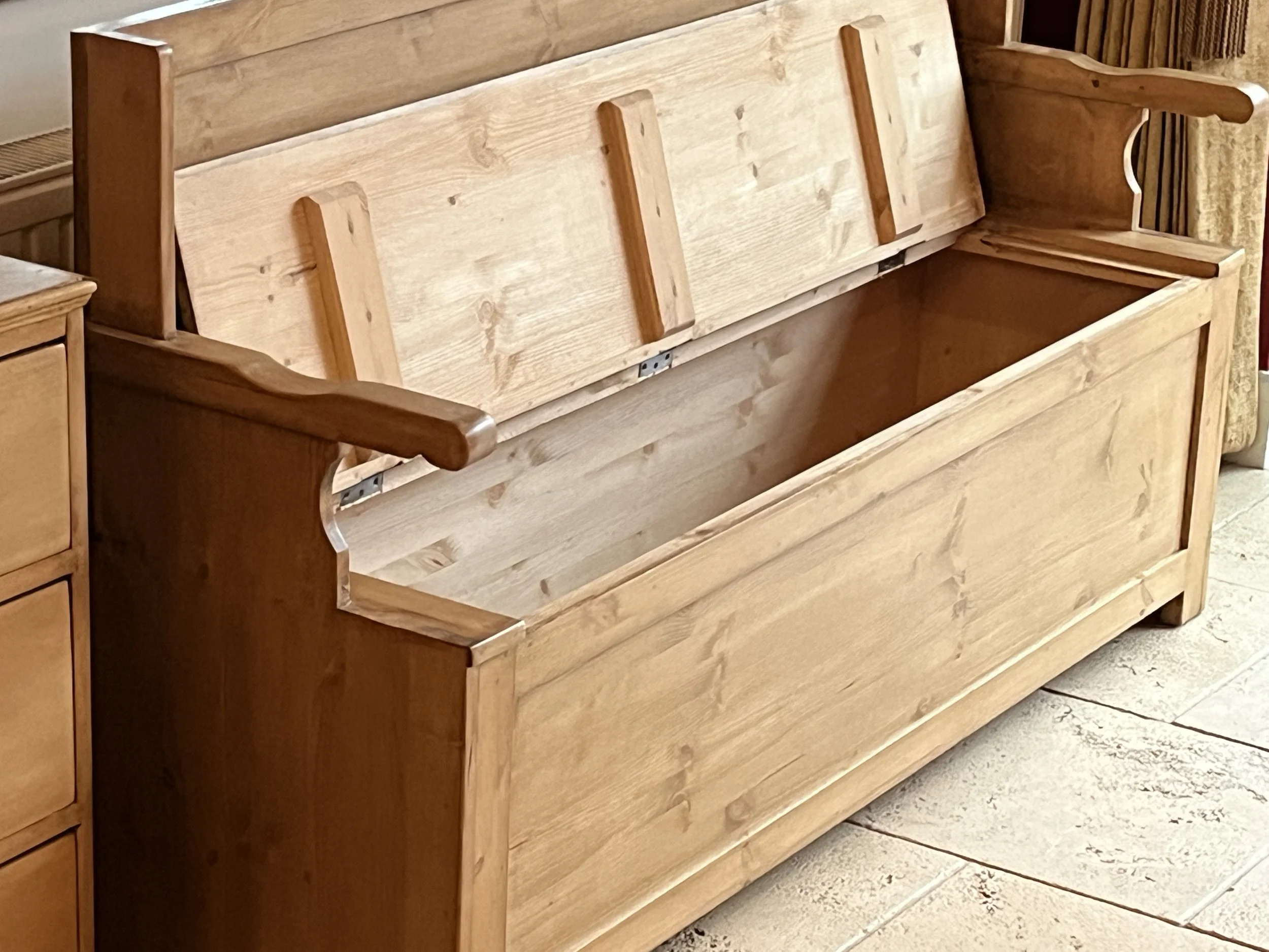 Made to measure pine storage bench with lift up seat