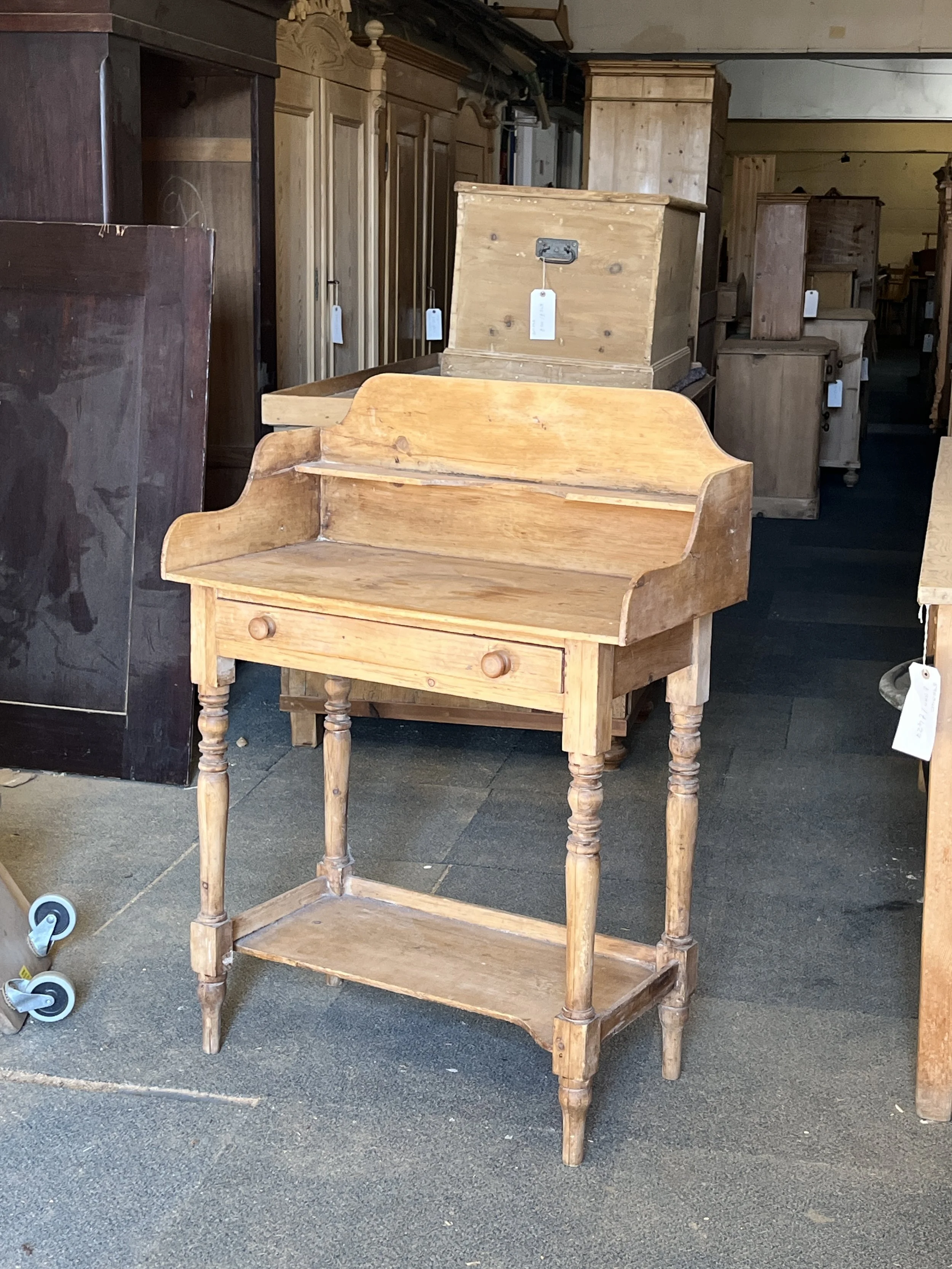 Pine Furniture - Specialists In Restored Antique Pine UK