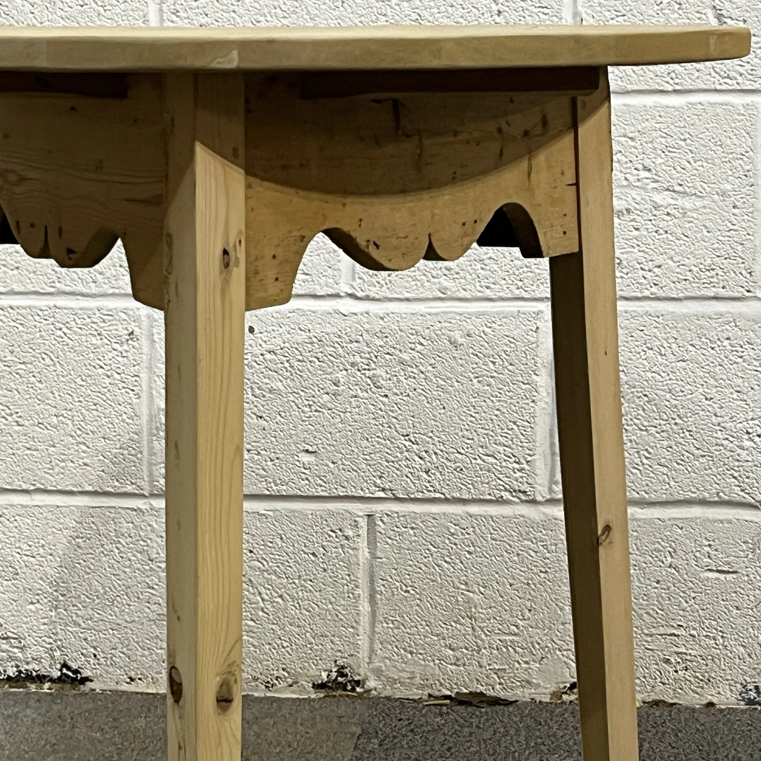 Made to measure pine cricket table