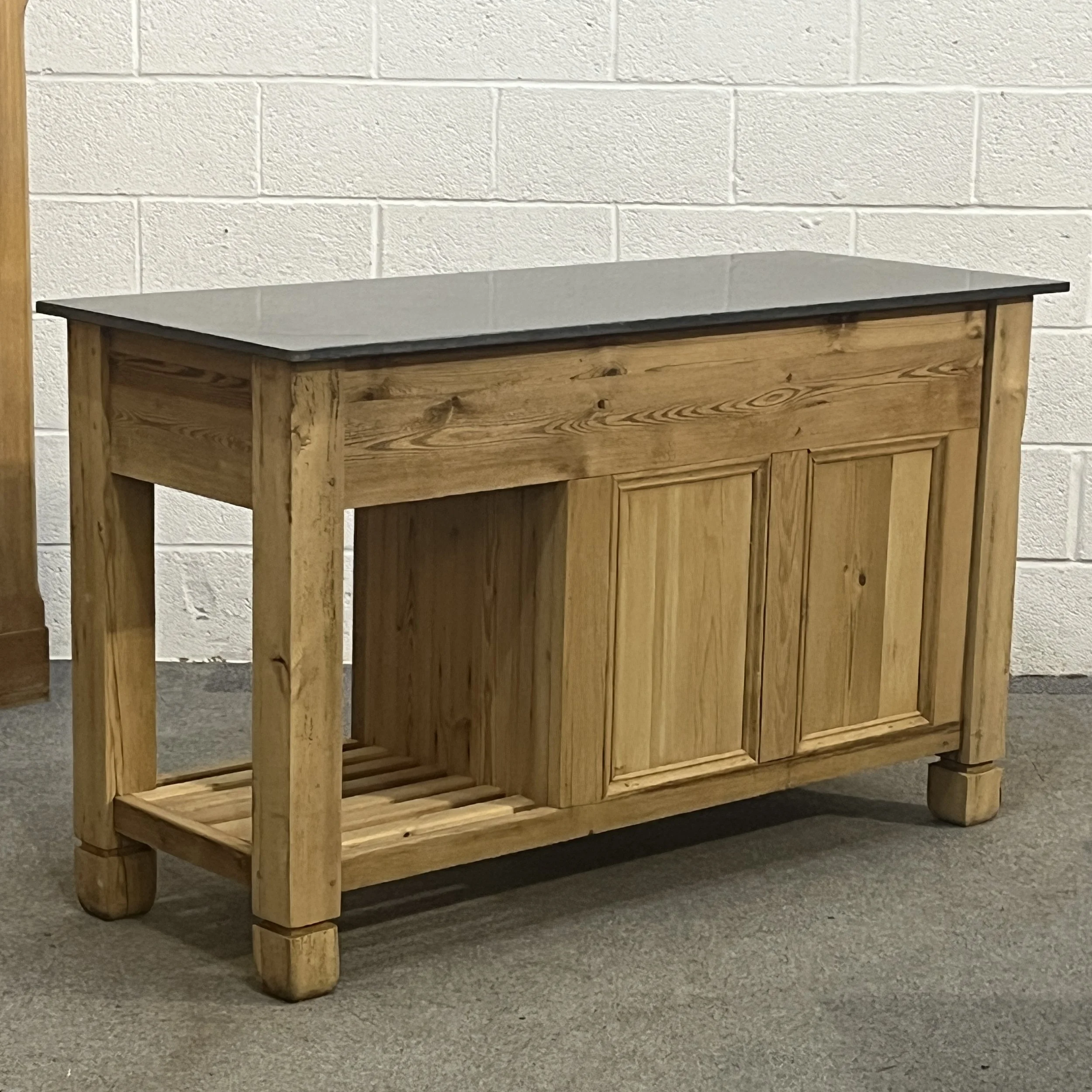 Kitchen island with panelled back