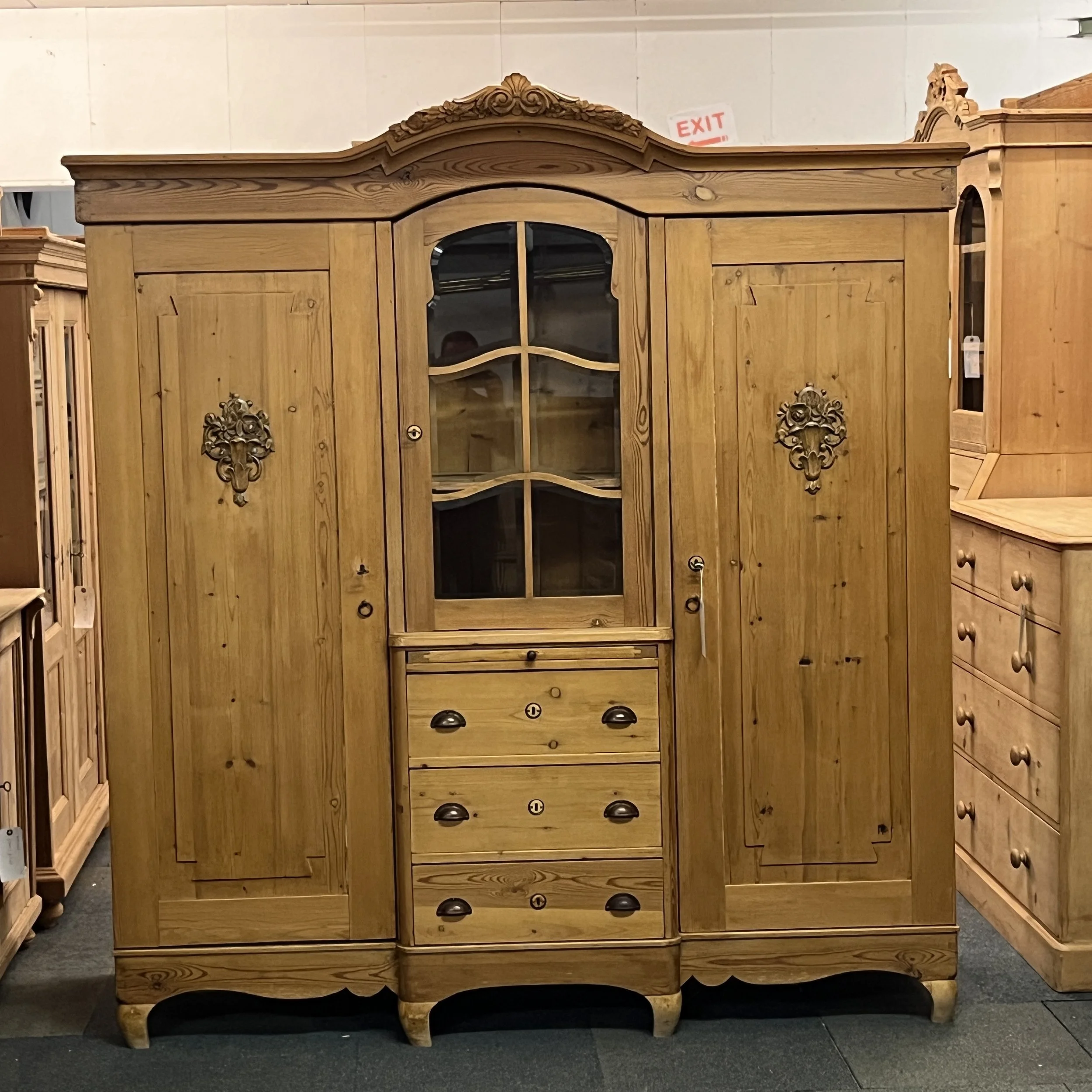 Large Antique Pine Bedroom Wardrobe Unit