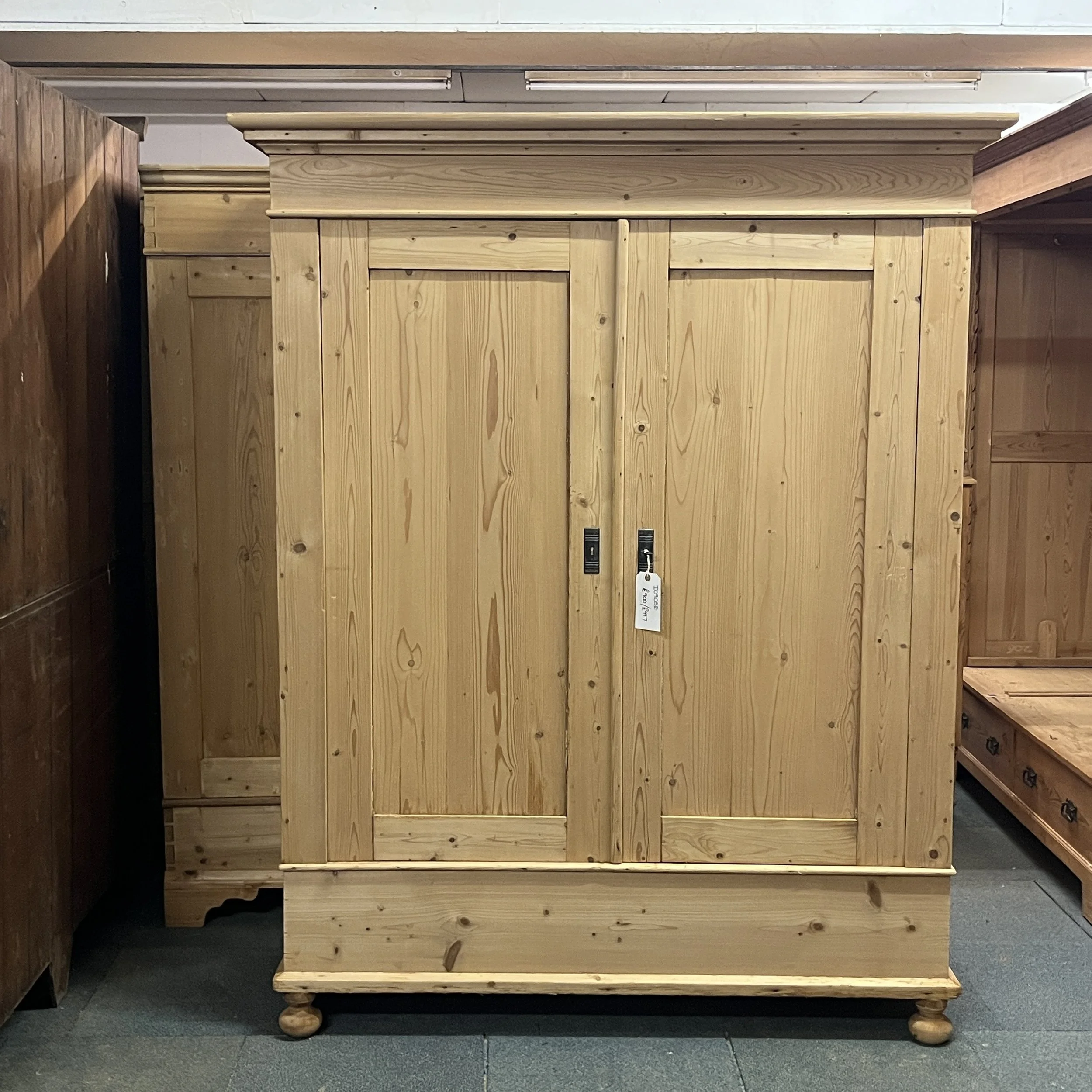 Antique Pine Double Wardrobe (Dismantles)