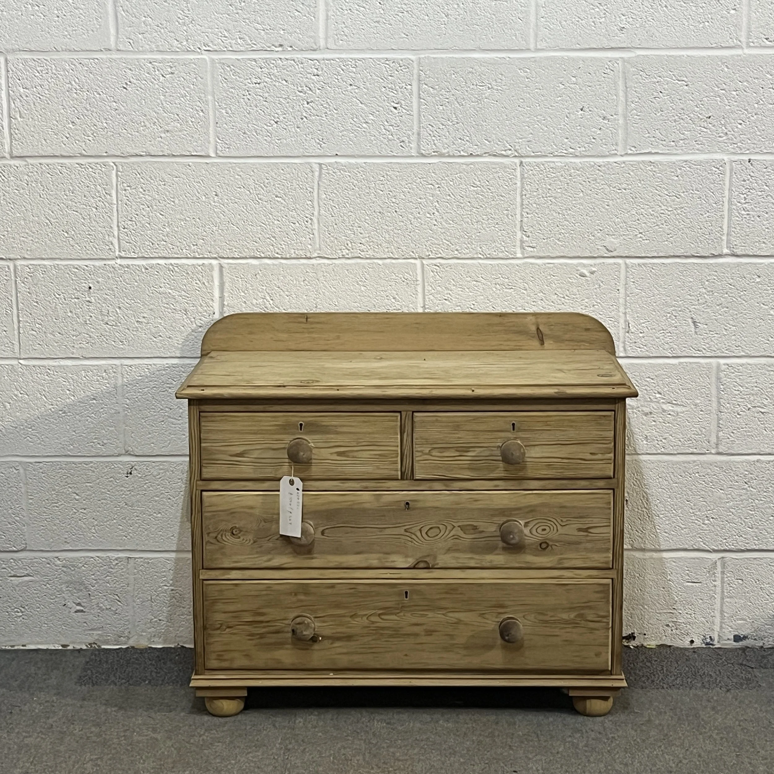 Small English Old Pine Chest Of Drawers