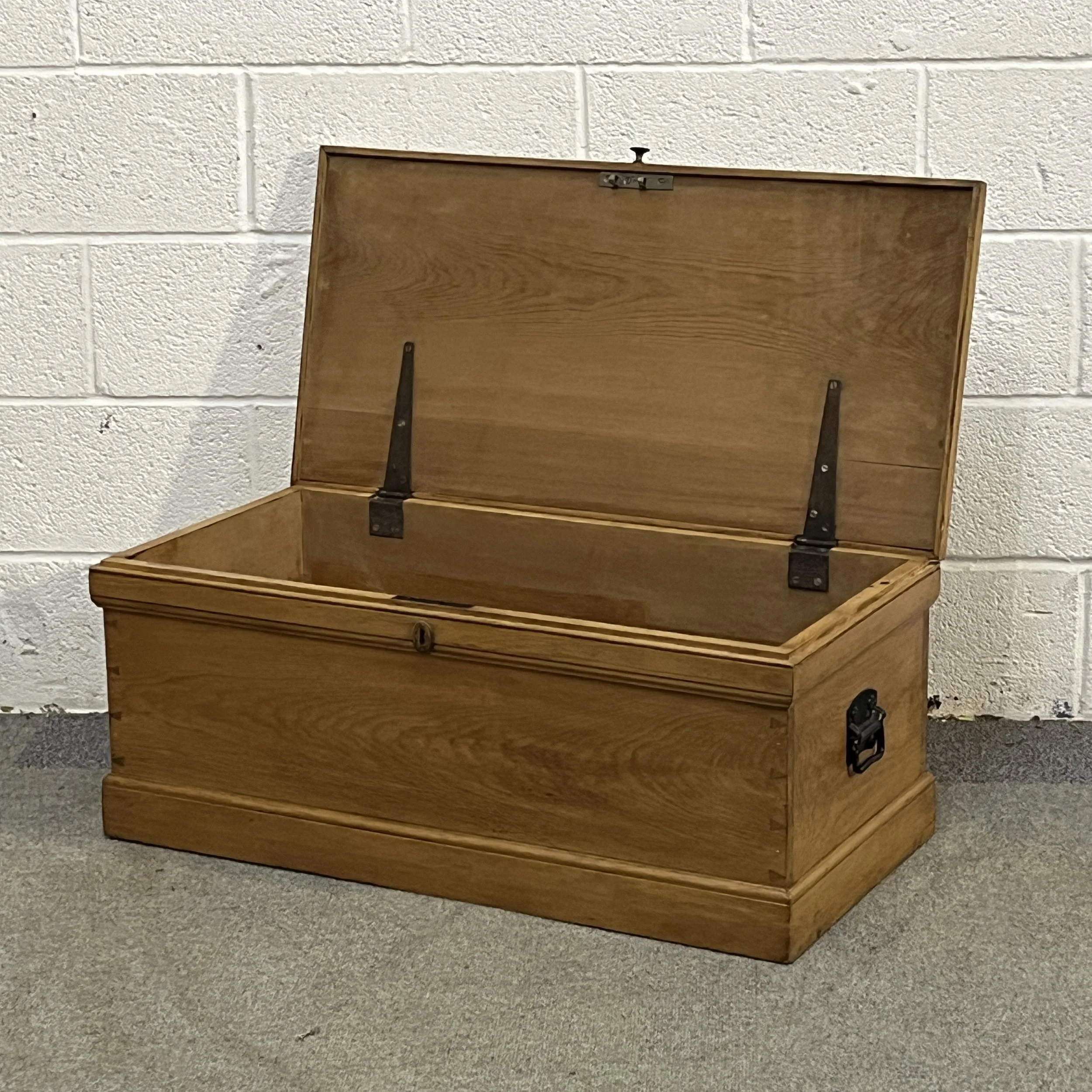 Small Victorian Pine Blanket Box