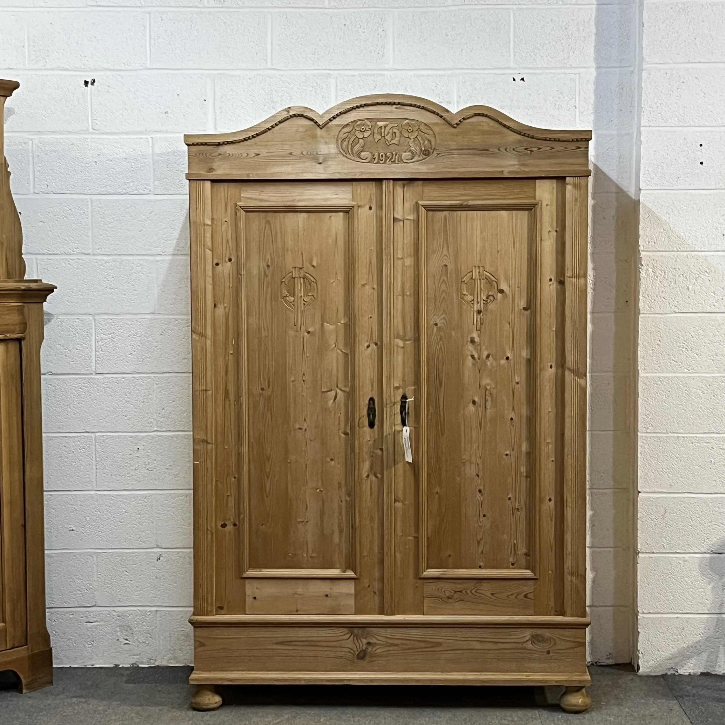 Antique Pine Double Wardrobe (1920’s) (Dismantles)