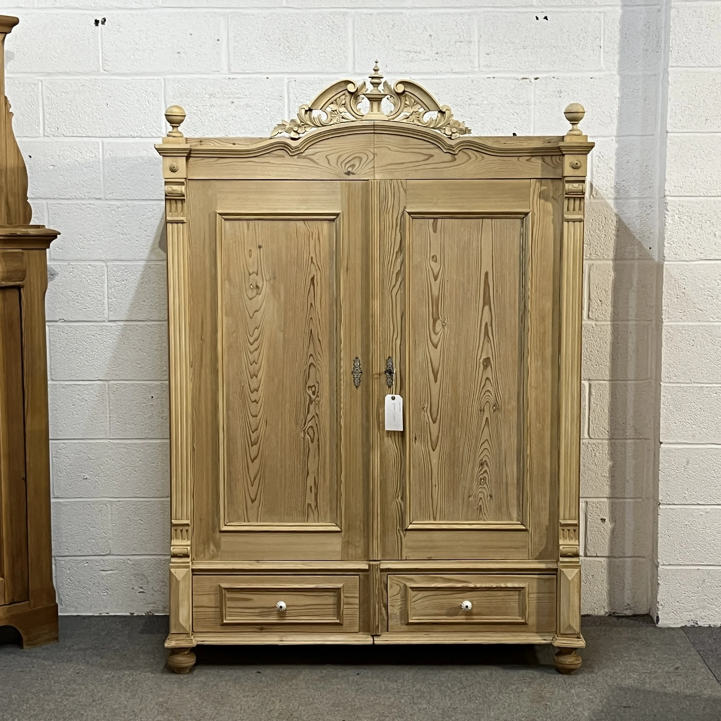 Beautiful Antique Pine Double Wardrobe With Bottom Drawers (G1205E)