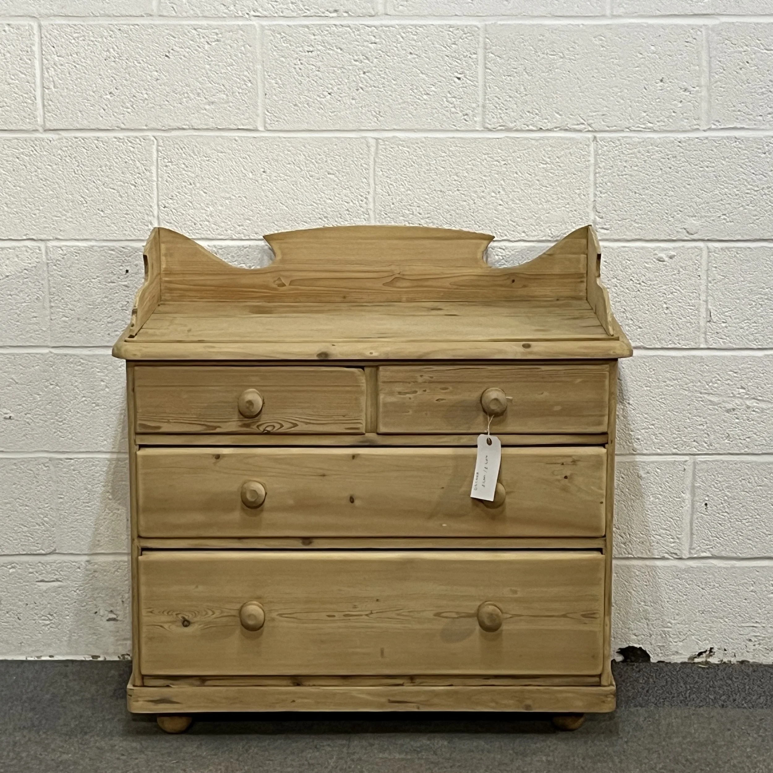 Late Victorian Pine Chest of Drawers