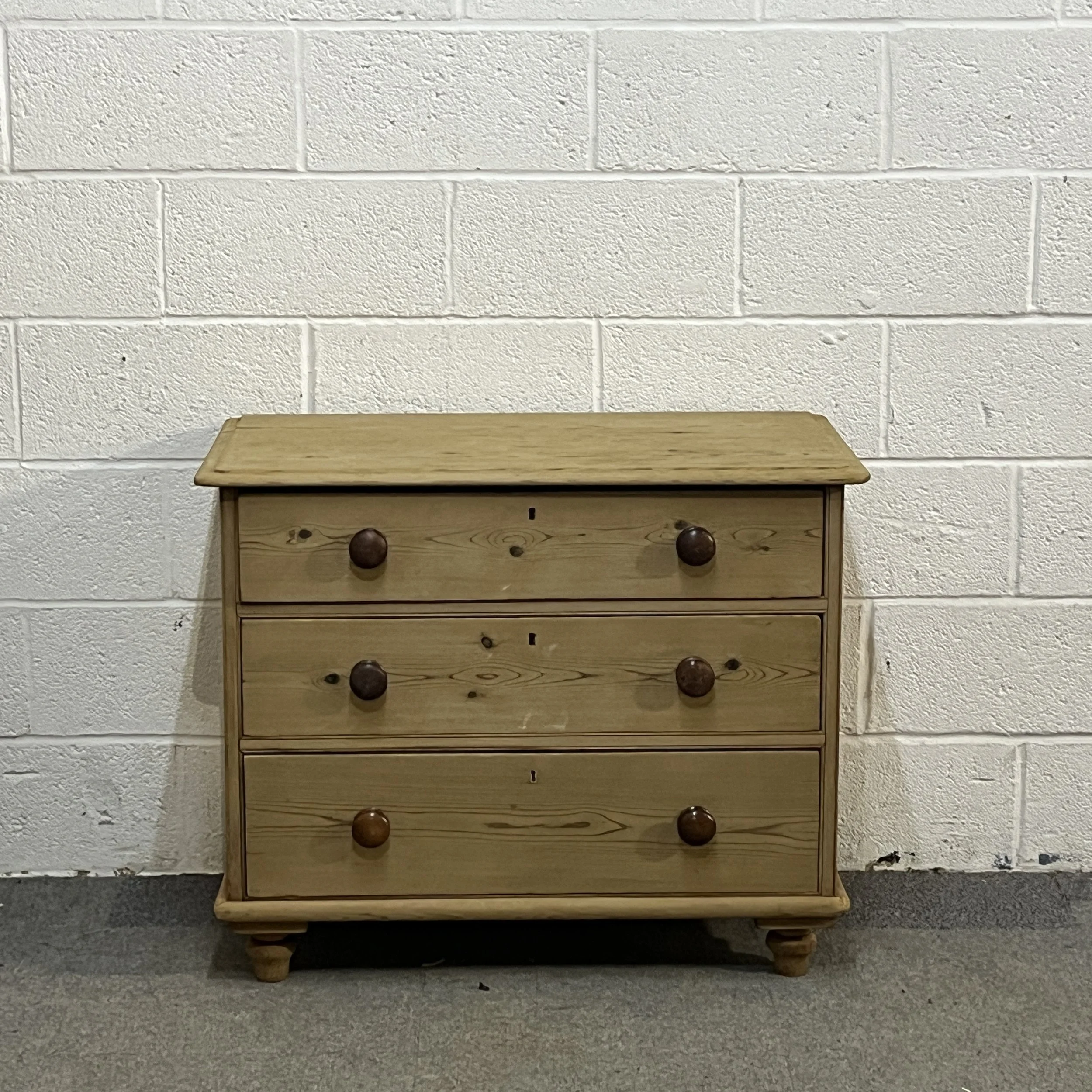 Small Early Victorian English Pine Chest of Drawers