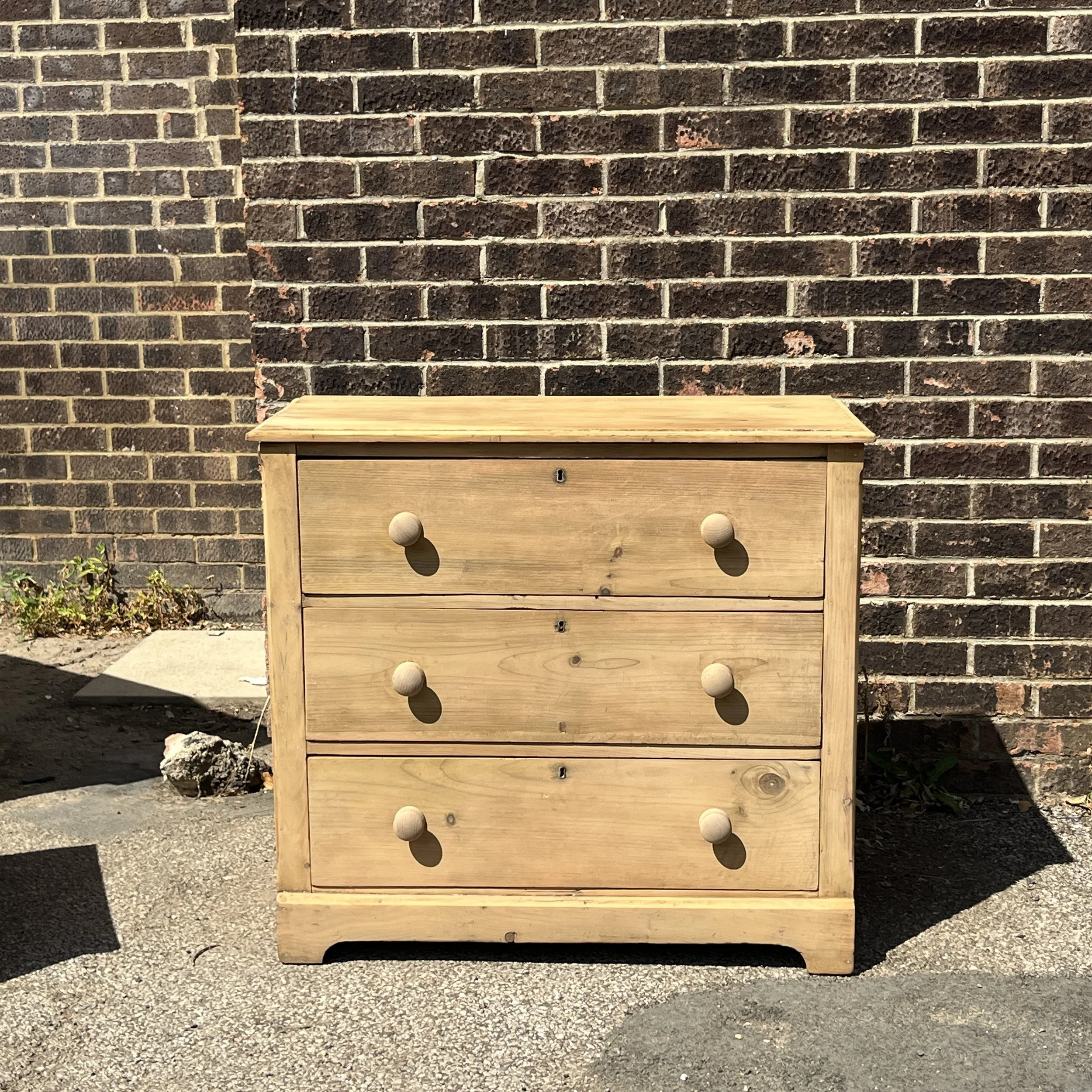 Small Edwardian Pine Chest of Drawers with Three Full-Width Drawers