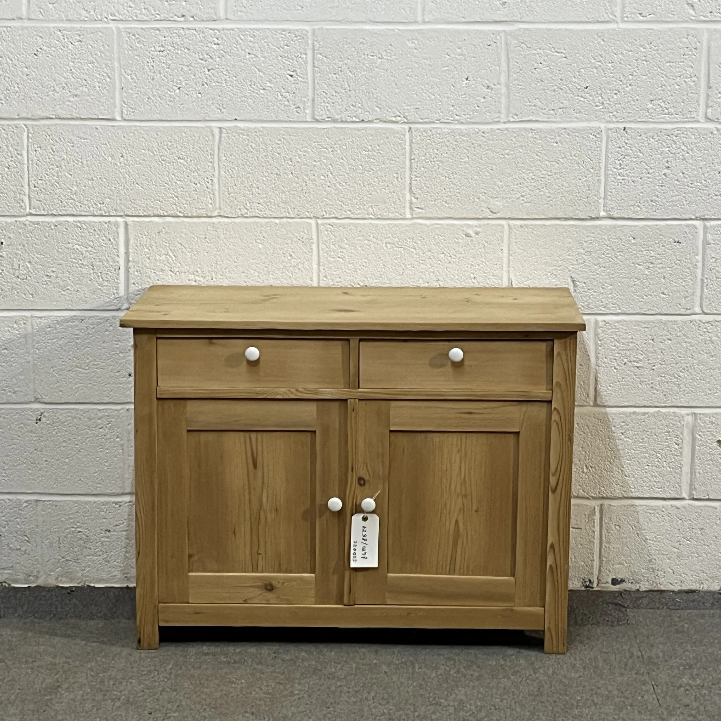 Small Antique Pine 2 Door Cupboard With Drawers (J5002C)