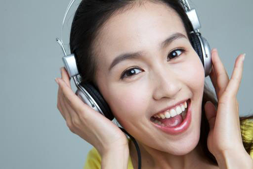 Teen's in Springfield love Dr. Green's approach with Invisalign and Accelerated Invisalign.