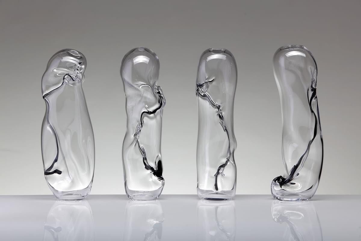 Flux Noir

Currently on show at the British Glass Biennale until 28th September✨

These new pieces are formed by the reaction the thin black glass line has to an increase of heat. As the black glass absorbs heat from the torch at a different rate to 