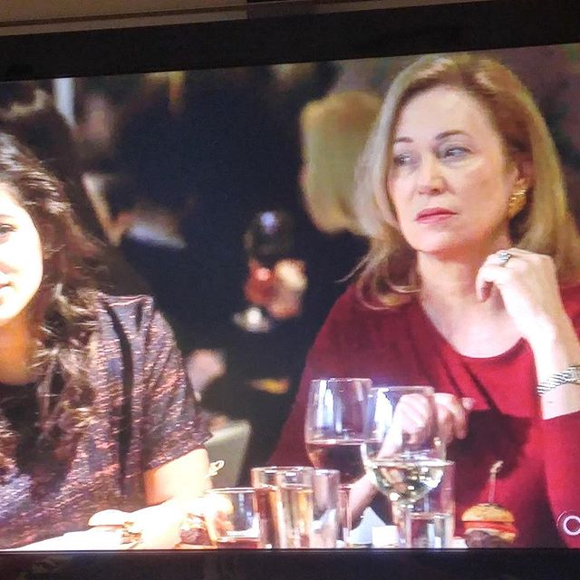 #alisonbaxter looking gorgeous in red on #designatedsurvivor