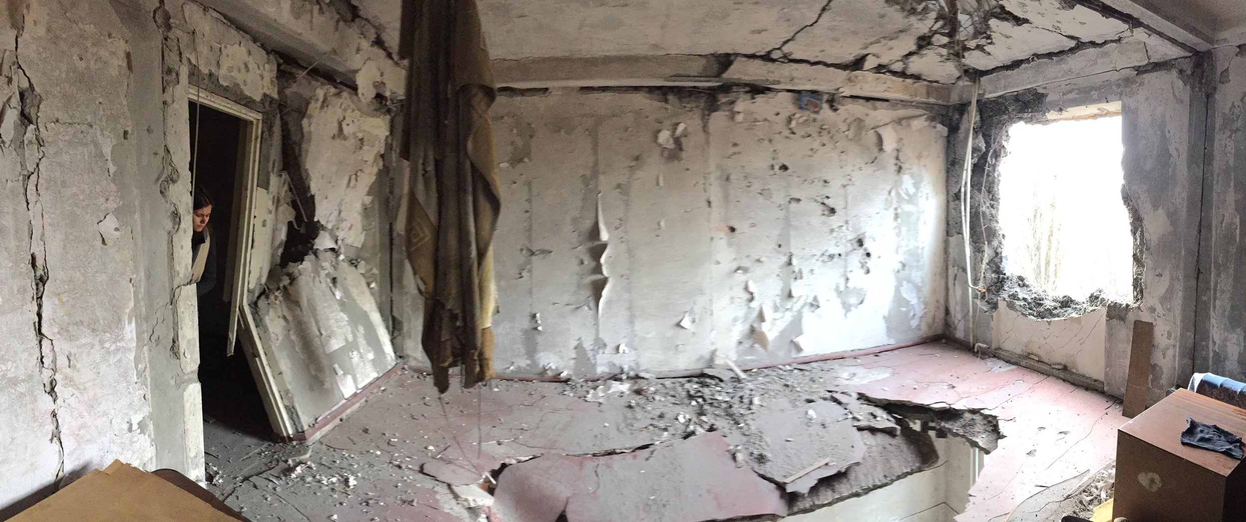  In a heavily damaged apartment building in Donetsk 