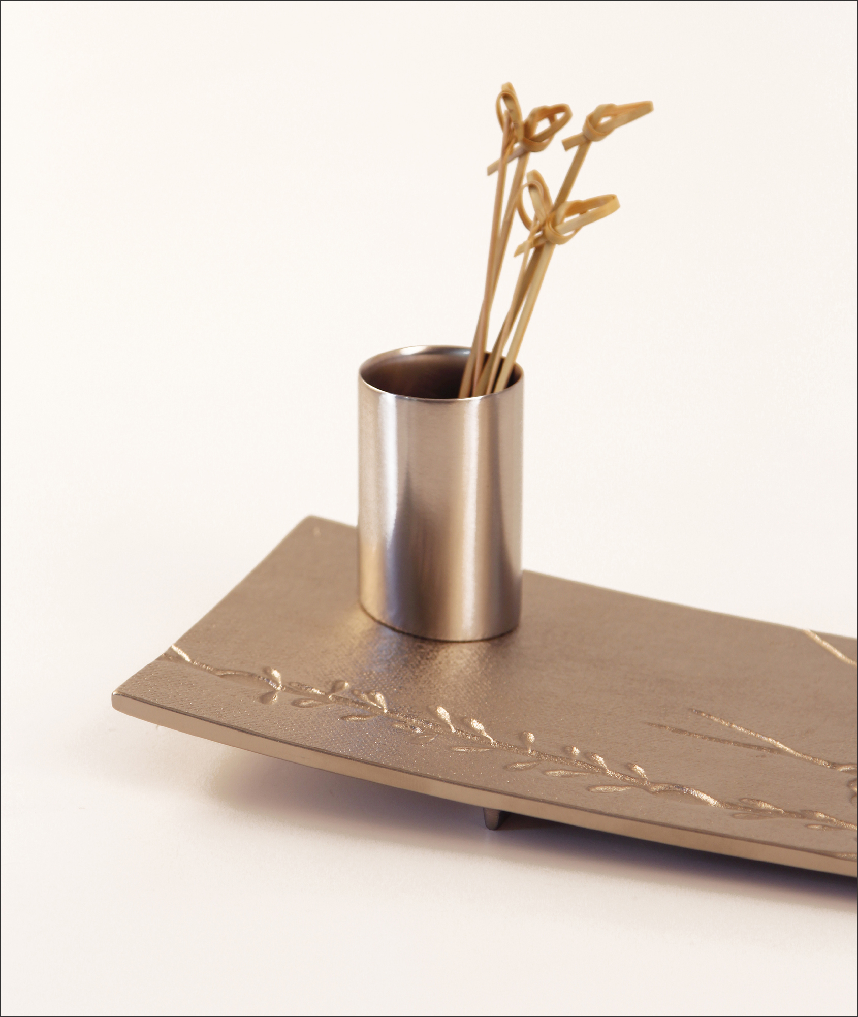 15x5 seaweed + cup CU_V.jpg