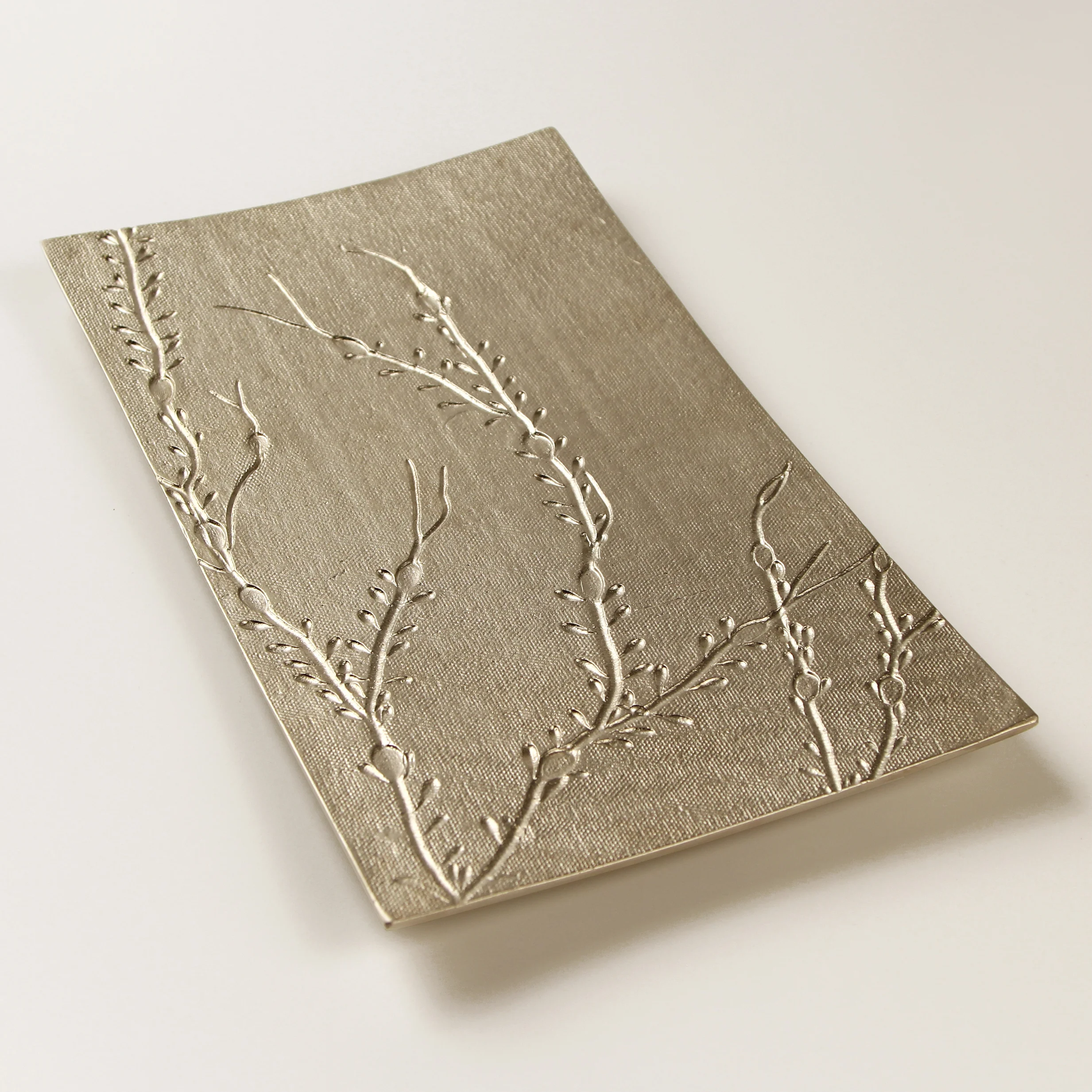 SQ_5x14_seaweed platter on grey A1.jpg