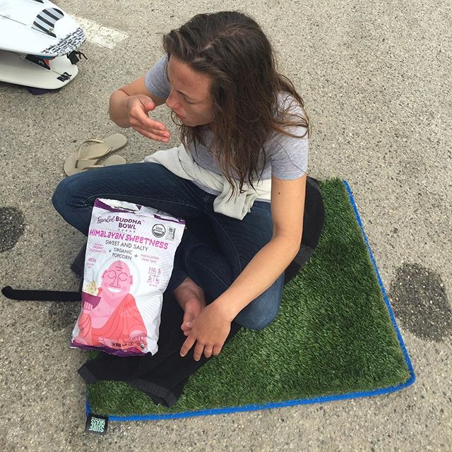 Parking lot snackin #surfgrass