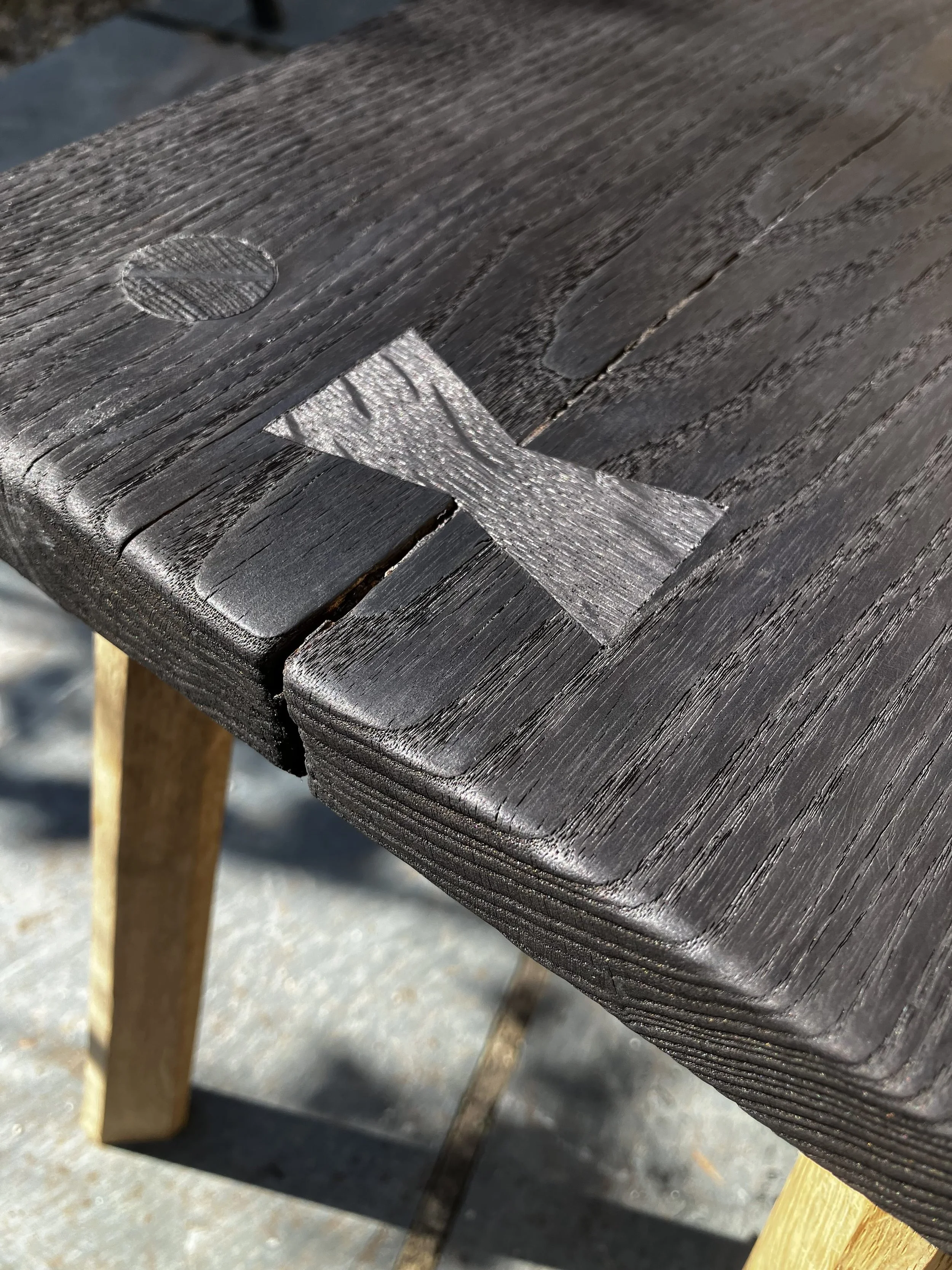 Scorched timber to preserve and enhance grain