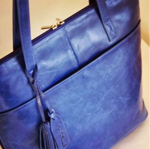 Augusta Tote - stylish and practical as an everyday bag or work tote!