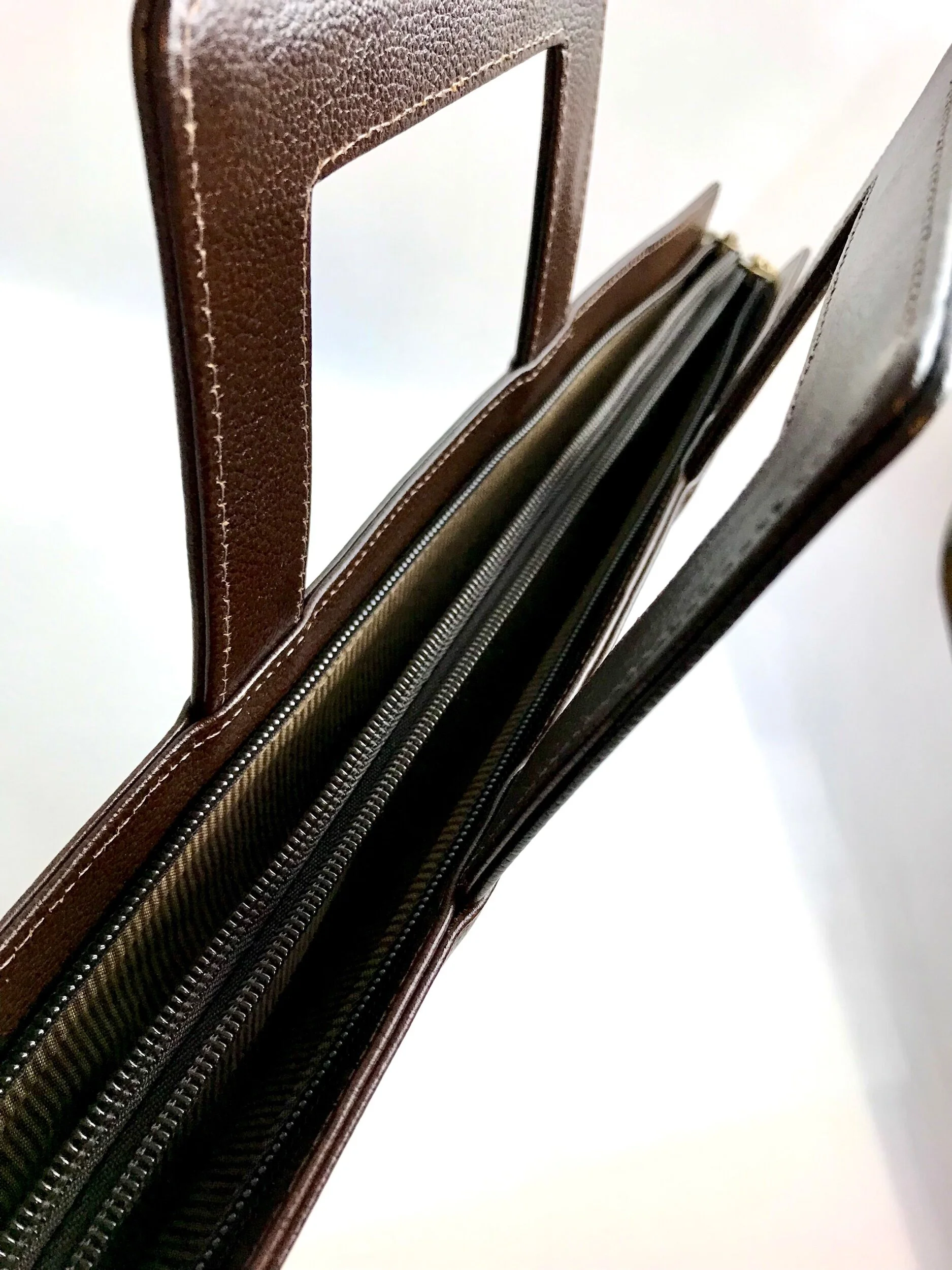 EBDC2247-123D-4548-B45F-0CCC5D89271A