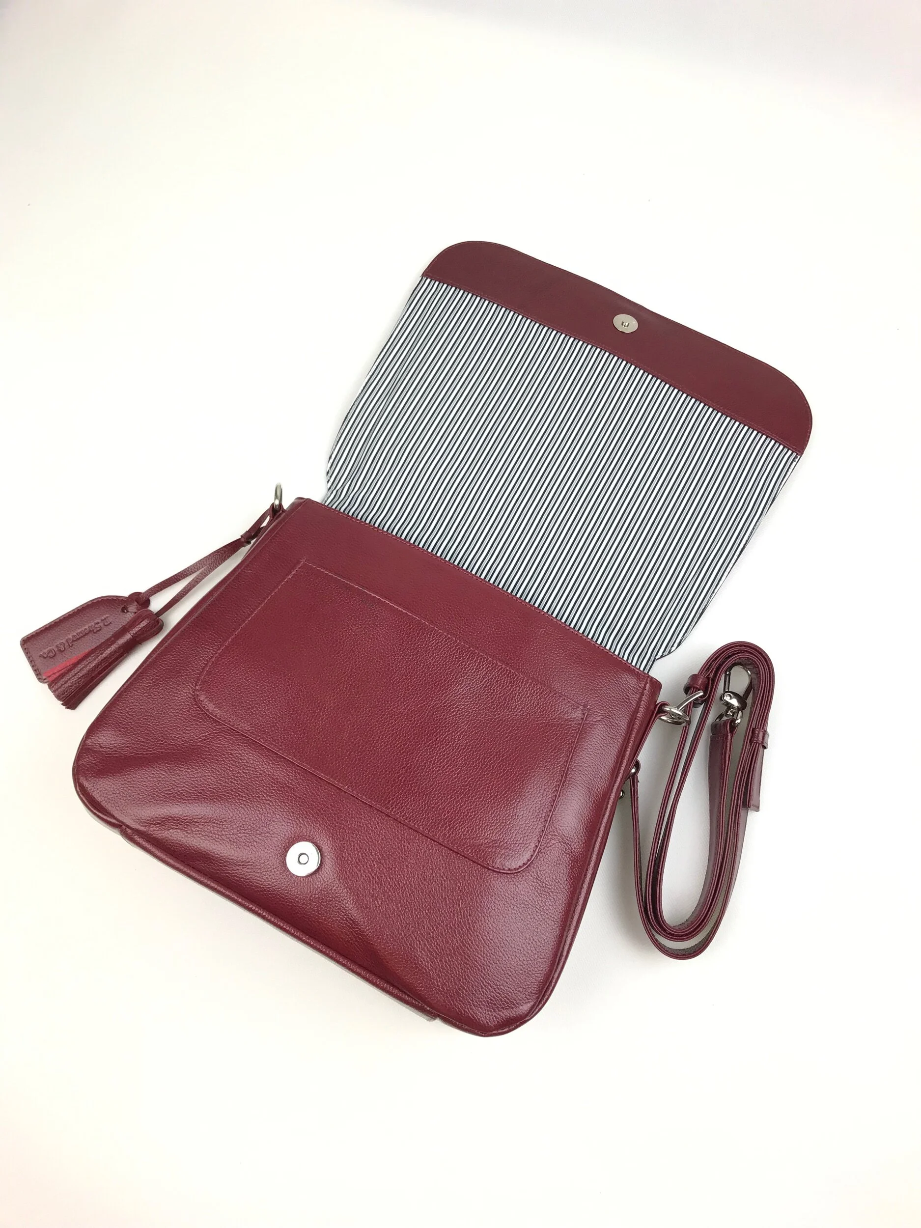 ADC3FF91-4EE3-478C-8C6B-1CA5D934BF85