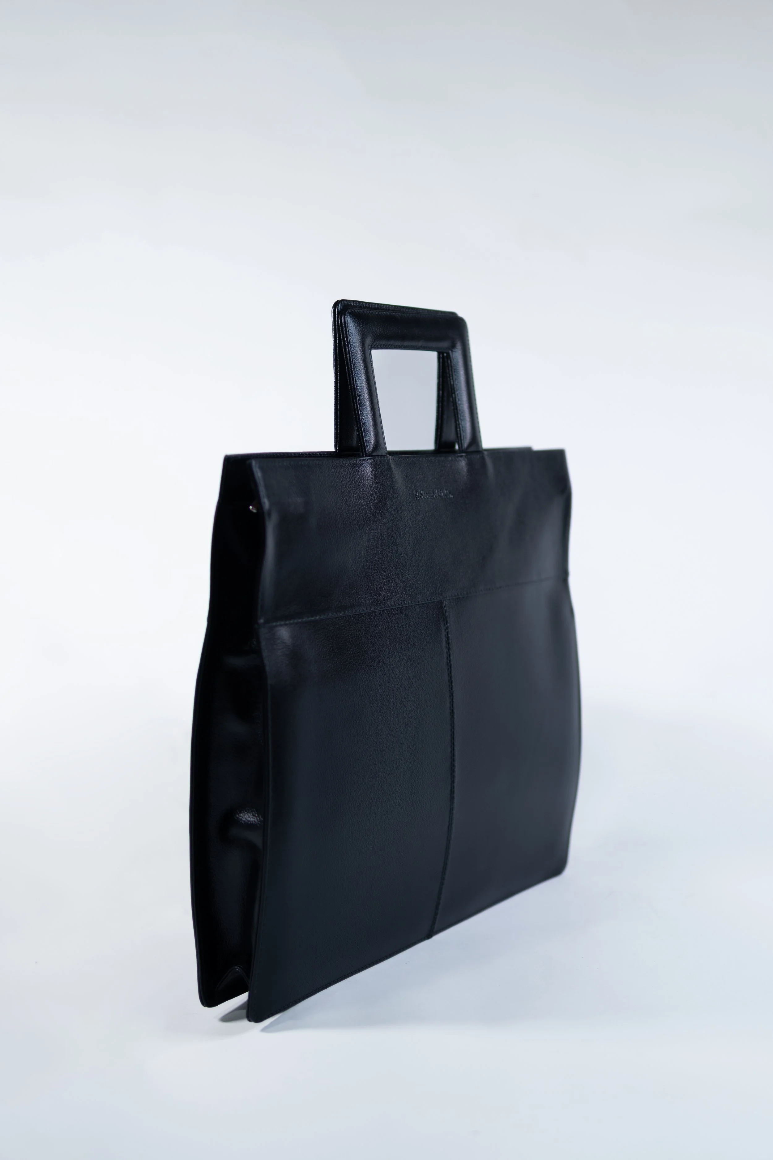 Jennifer black side.JPG