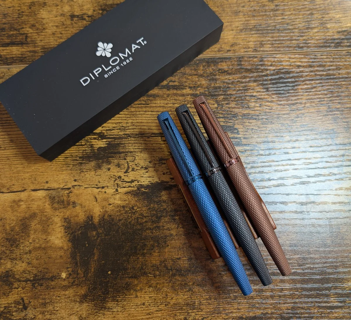 Diplomat Viper Fountain Pen in Three Colors