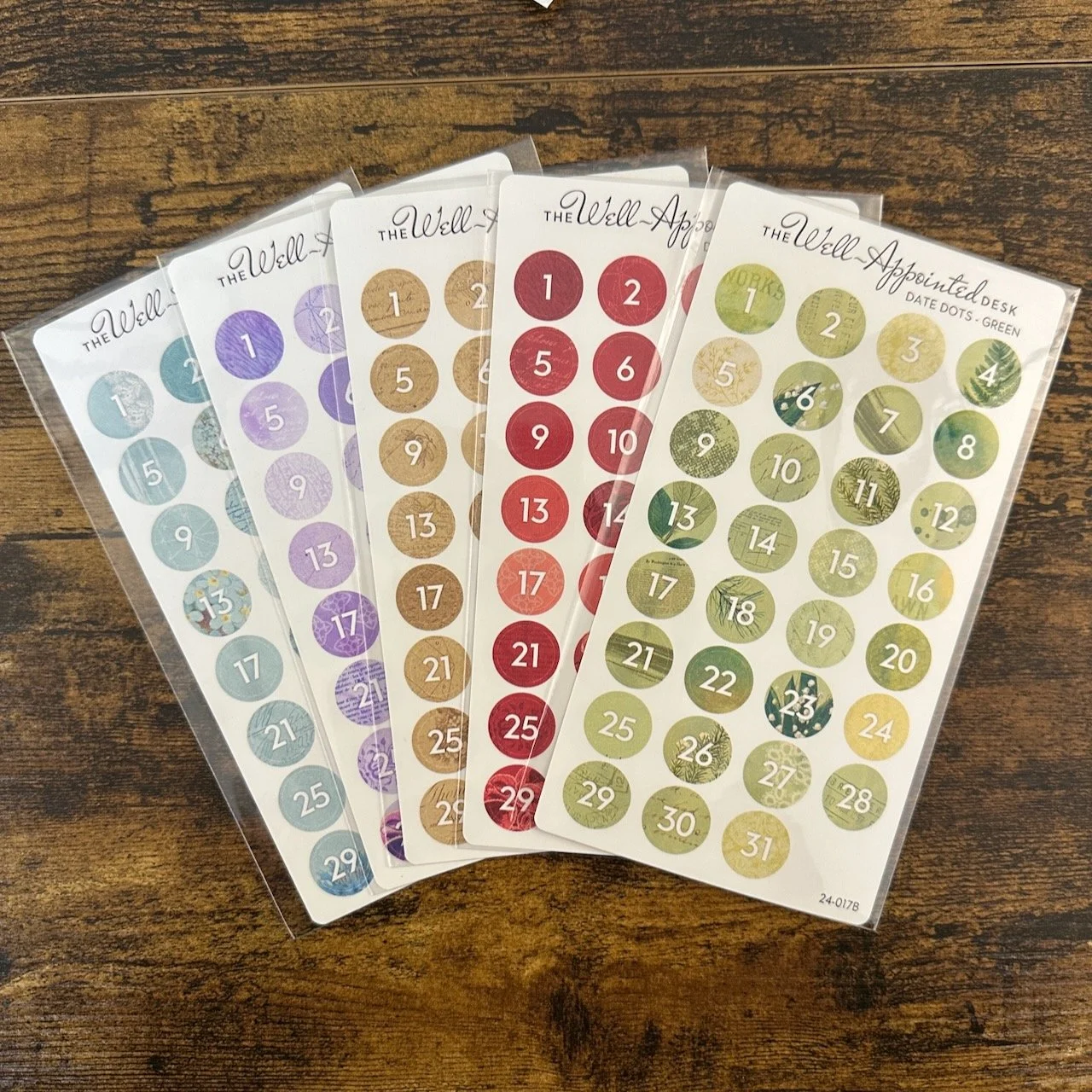 Well-Appointed Desk Date Dot Stickers