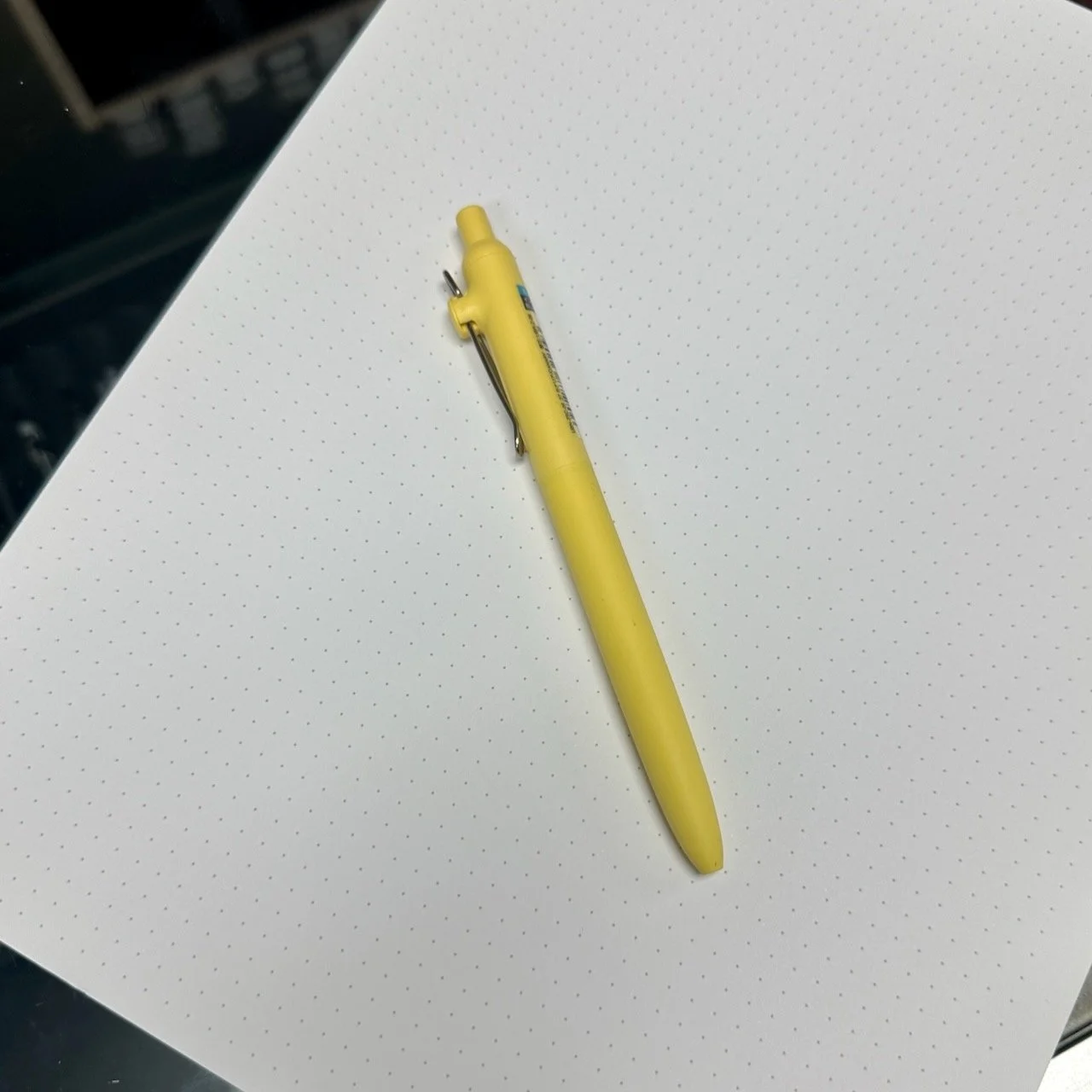 Uni Zento Standard Canary Yellow