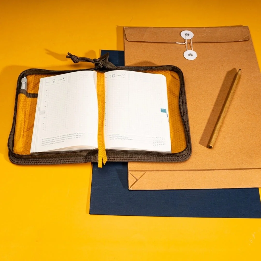 Lochby Field Folio A6 with Hobonichi