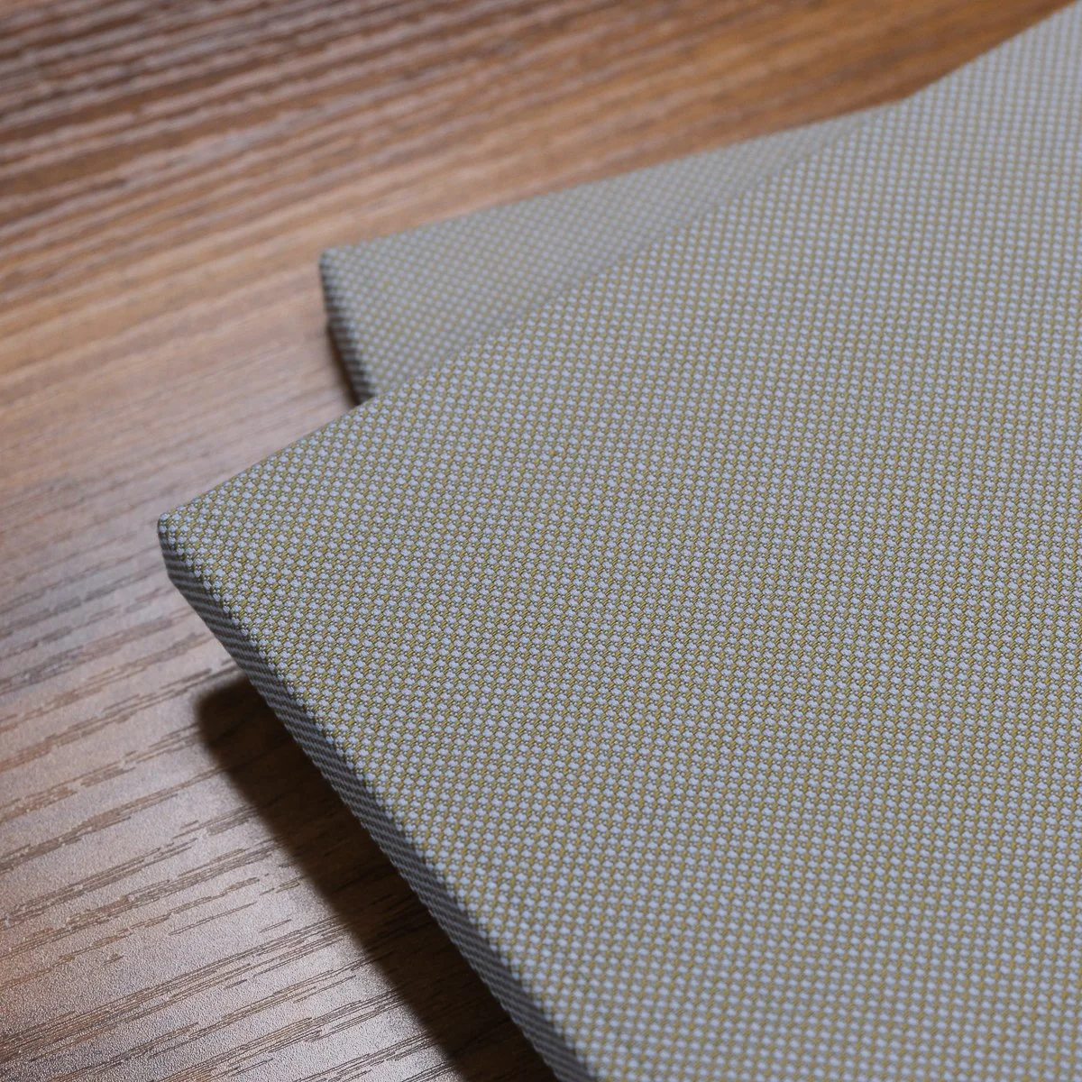Kakimori Banshu Grey Chambray Close-Up