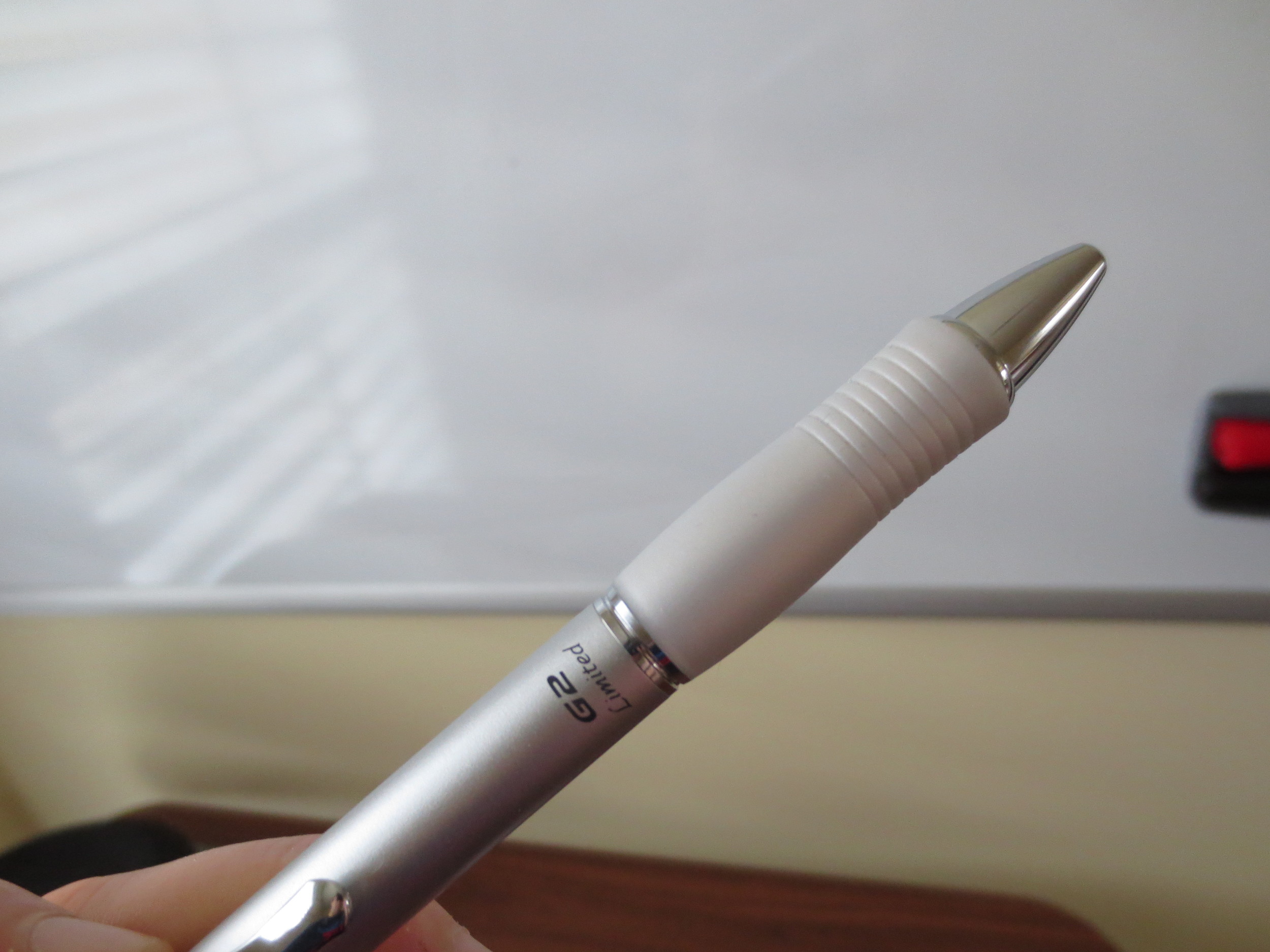 Close up of Pen Body and Comfort Grip