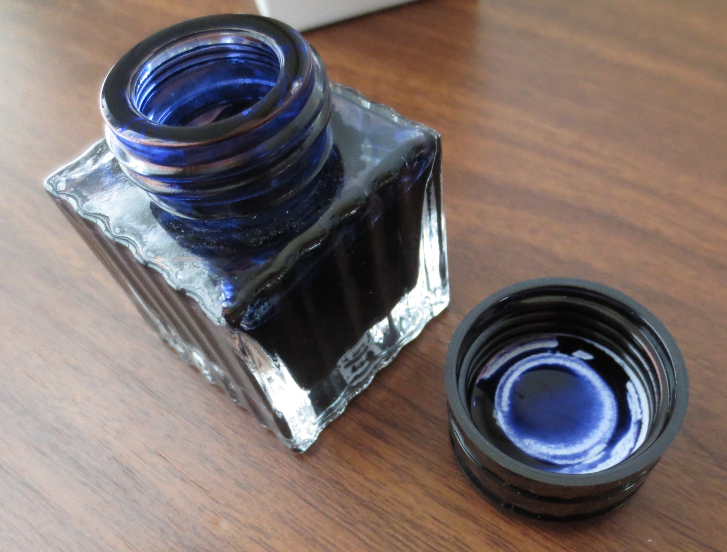 Ink Review: Montblanc JFK Navy Blue — The Gentleman Stationer Ink Review: Montblanc JFK Navy Blue — The Gentleman Stationer