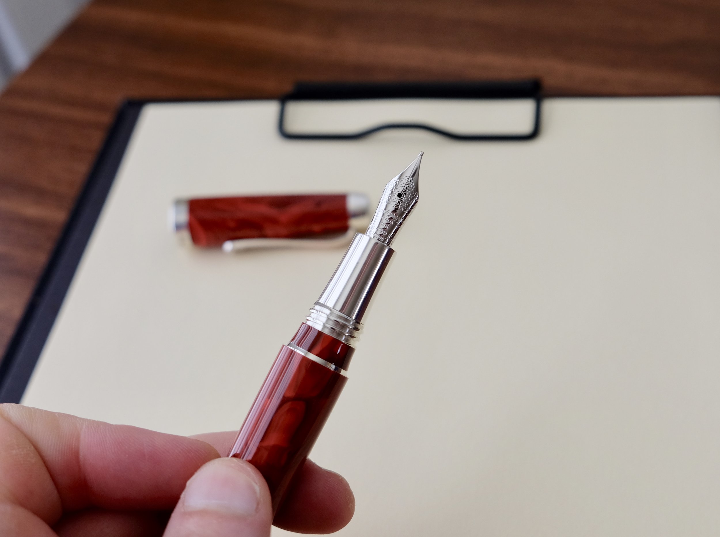 Montegrappa Fortuna Missing Correct Finial? - Fountain & Dip Pens